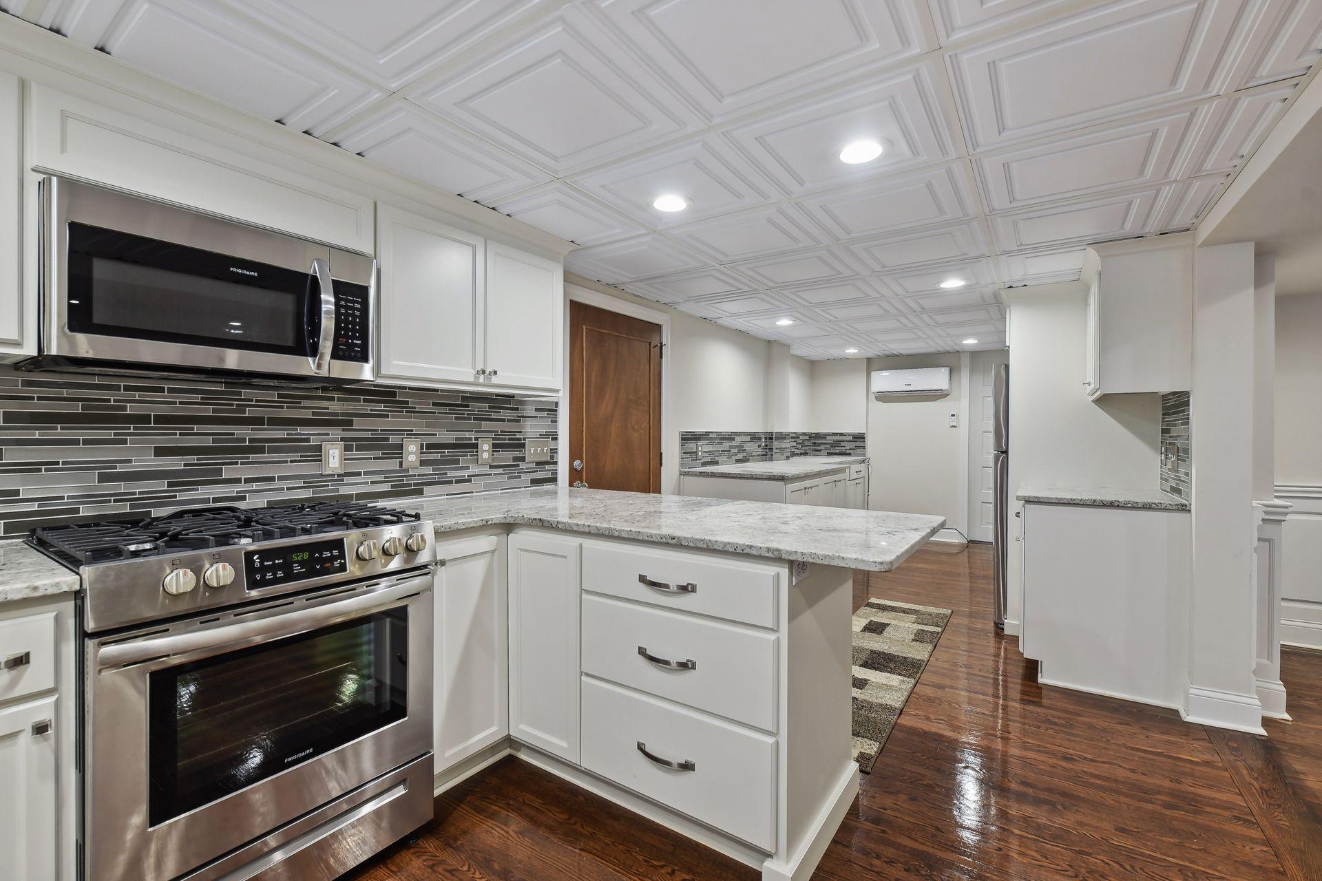 View of Residential at 1820 Girard Avenue #1, Minneapolis MN 55403, Minneapolis (30 of 41) - Mike Wilen | Minnesota Team Real Estate