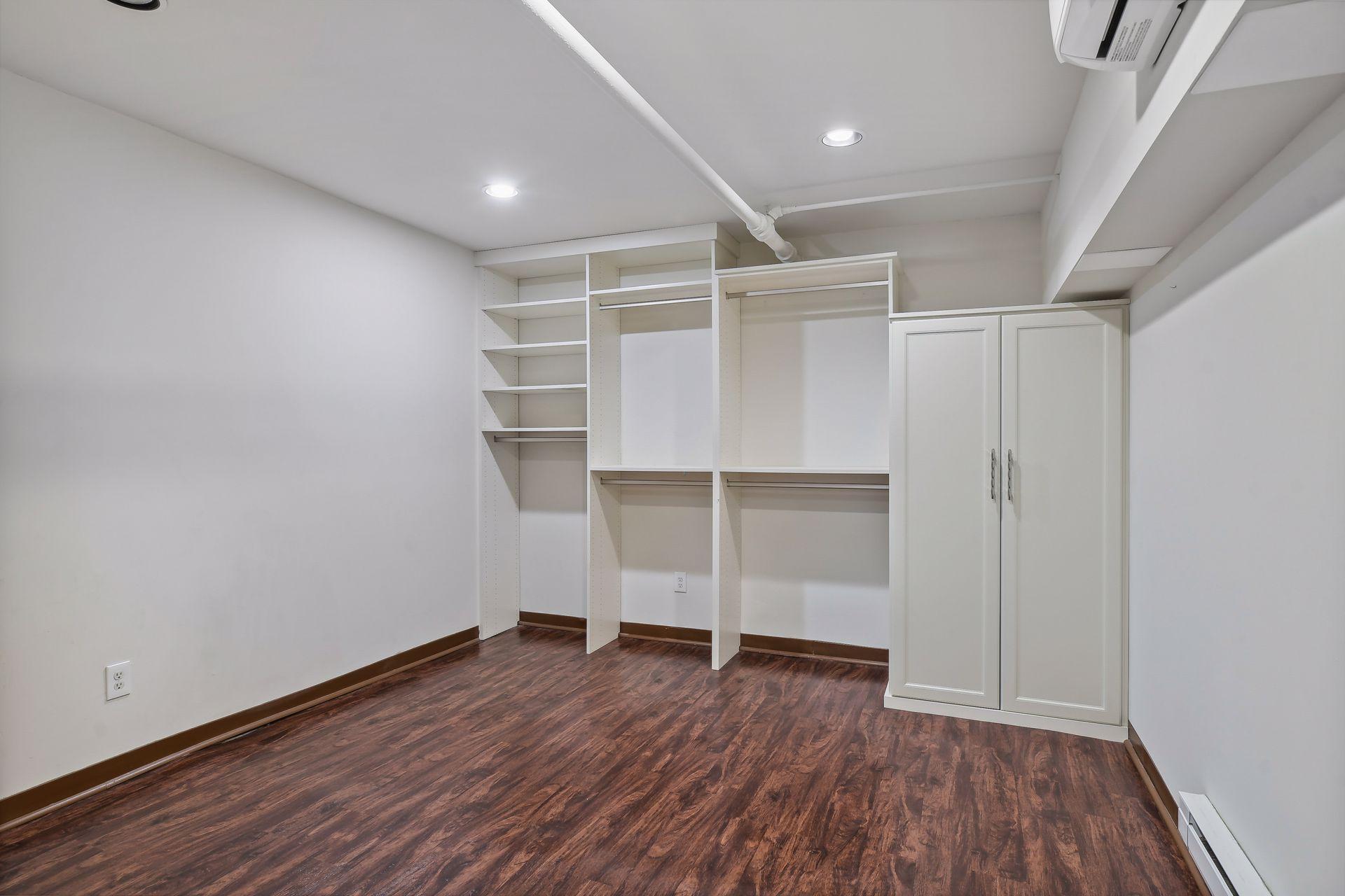View of Residential at 1820 Girard Avenue #1, Minneapolis MN 55403, Minneapolis (36 of 41) - Mike Wilen | Minnesota Team Real Estate
