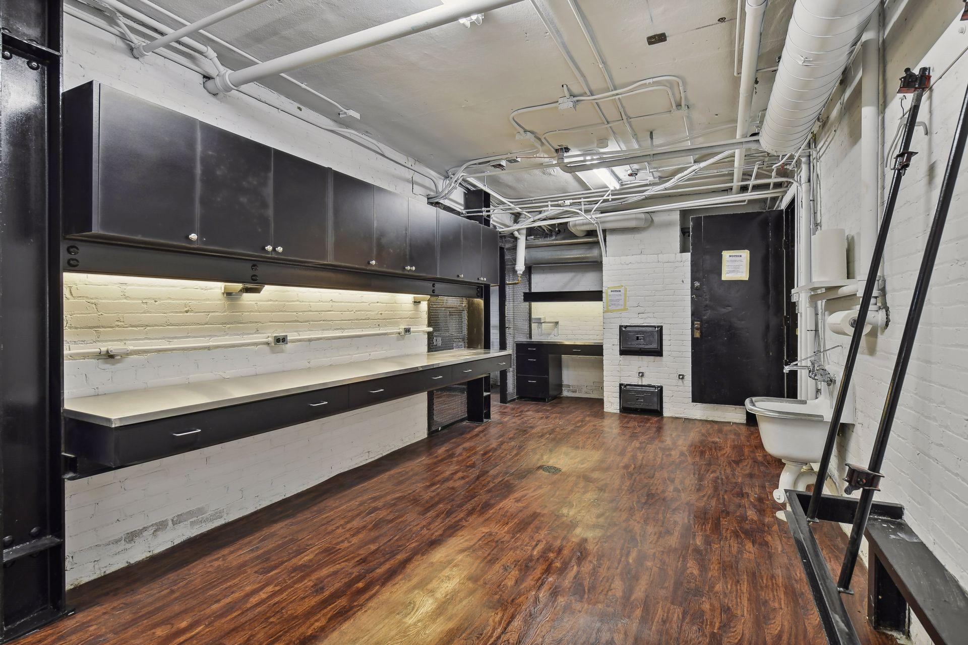 View of Residential at 1820 Girard Avenue #1, Minneapolis MN 55403, Minneapolis (40 of 41) - Mike Wilen | Minnesota Team Real Estate