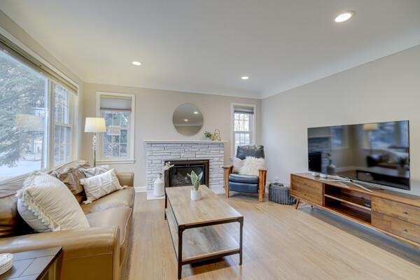 View of Residential at 4752 York Avenue, Minneapolis MN 55410, Minneapolis - Mike Wilen | Minnesota Team Real Estate