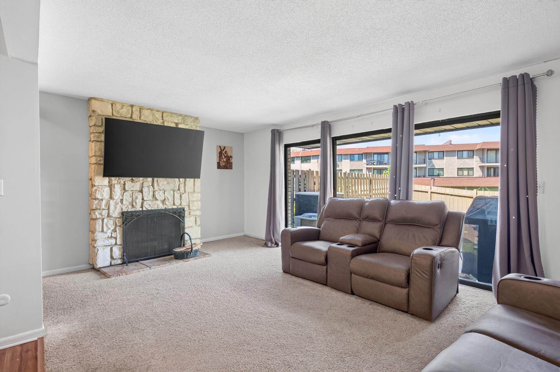 View of Residential at 123 McKnight Road #J, Saint Paul MN 55119, Saint Paul (4 of 37) - Mike Wilen | Minnesota Team Real Estate