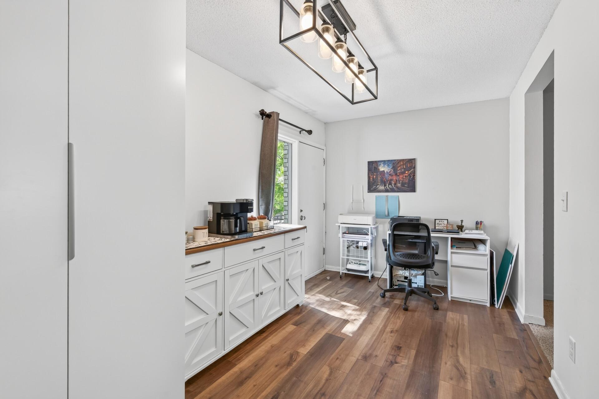 View of Residential at 123 McKnight Road #J, Saint Paul MN 55119, Saint Paul (15 of 37) - Mike Wilen | Minnesota Team Real Estate