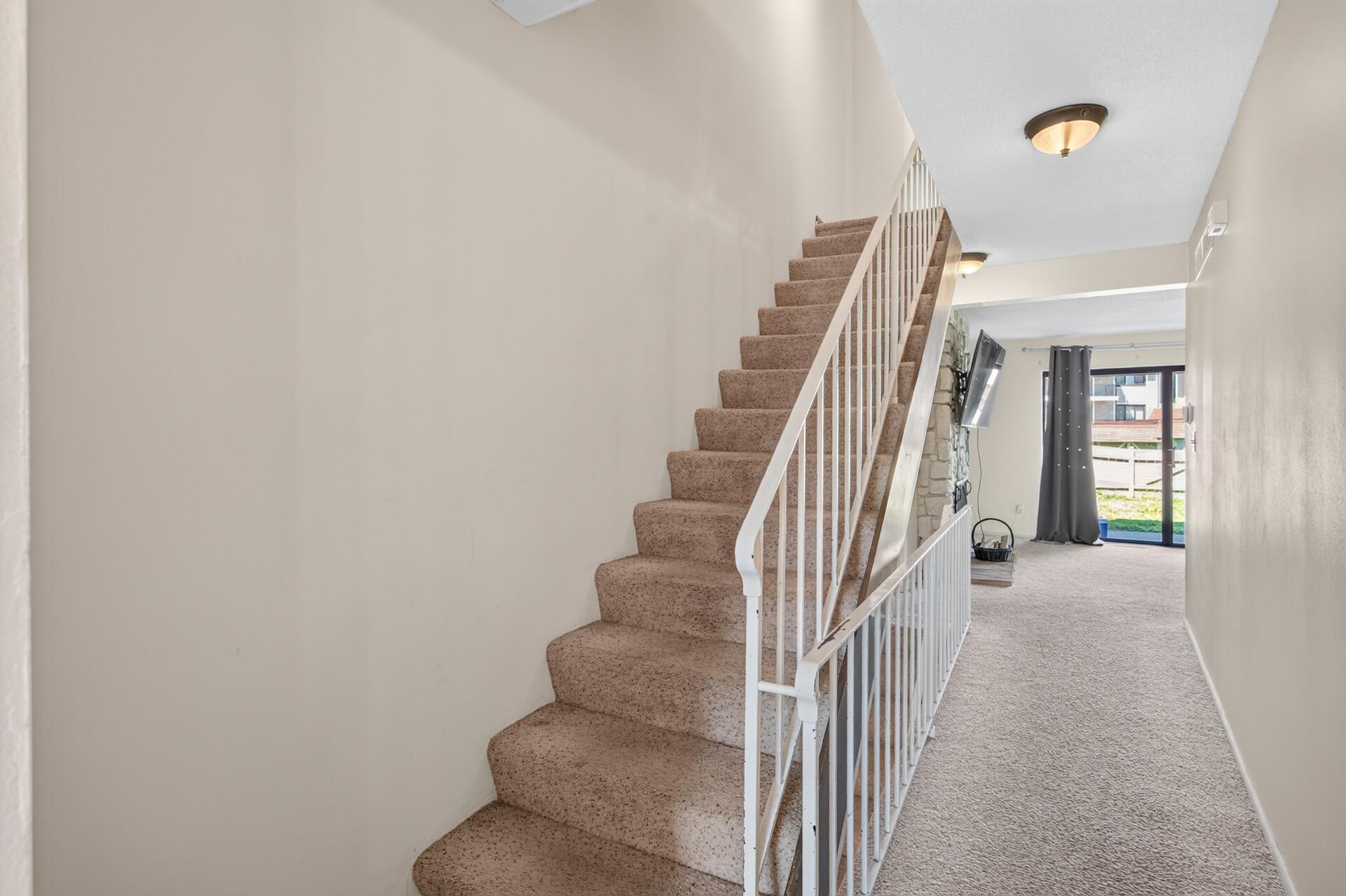 View of Residential at 123 McKnight Road #J, Saint Paul MN 55119, Saint Paul (24 of 37) - Mike Wilen | Minnesota Team Real Estate