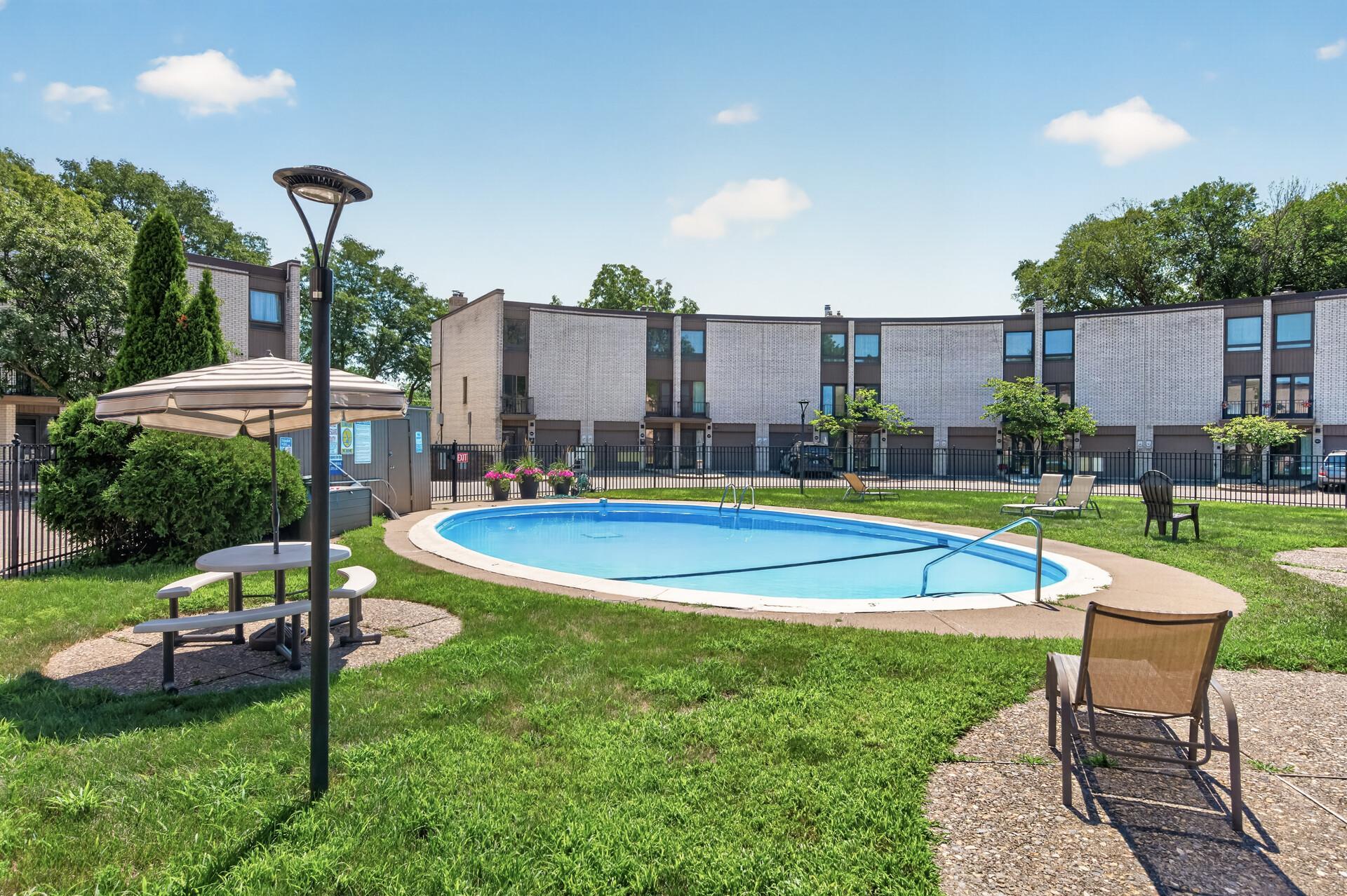 View of Residential at 123 McKnight Road #J, Saint Paul MN 55119, Saint Paul (30 of 37) - Mike Wilen | Minnesota Team Real Estate