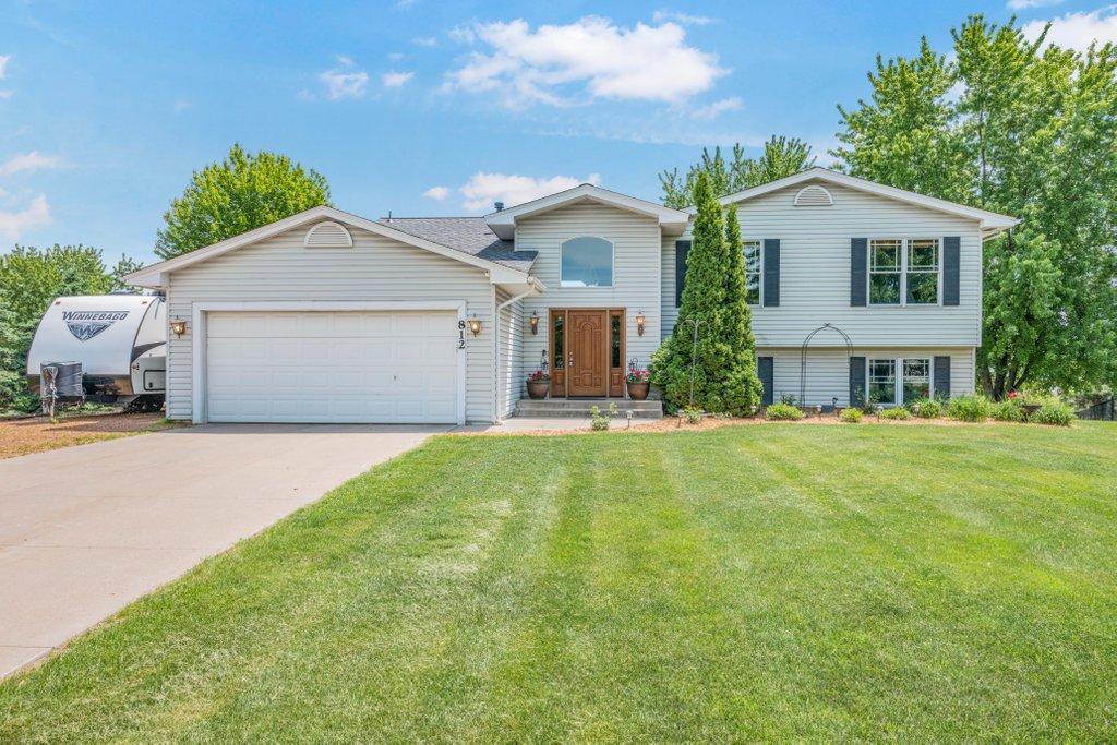View of Residential at 812 Larkspur Court, Shakopee MN 55379, Shakopee - Mike Wilen | Minnesota Team Real Estate