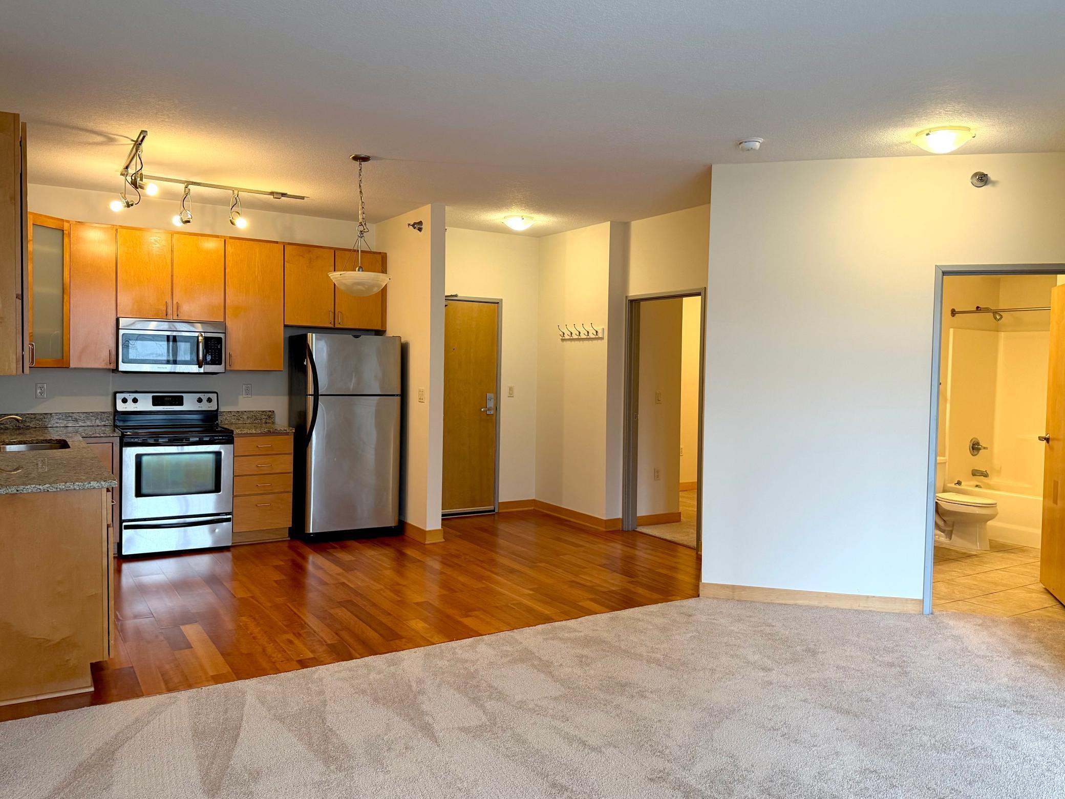 View of Residential at 2600 University Avenue #106, Minneapolis MN 55414, Minneapolis (3 of 14) - Mike Wilen | Minnesota Team Real Estate