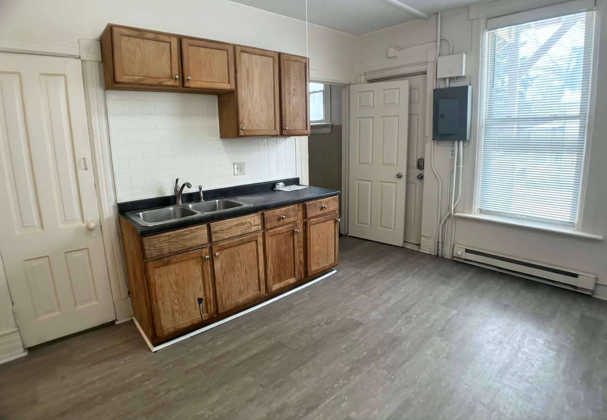 View of Commercial Sale at 628 Mendota Street, Saint Paul MN 55106, Saint Paul (10 of 26) - Mike Wilen | Minnesota Team Real Estate