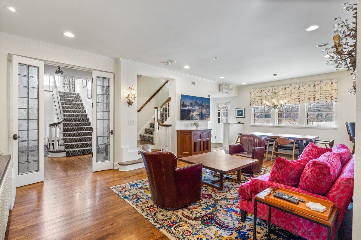 View of Residential at 1014 Mount Curve Avenue, Minneapolis MN 55403, Minneapolis (29 of 72) - Mike Wilen | Minnesota Team Real Estate