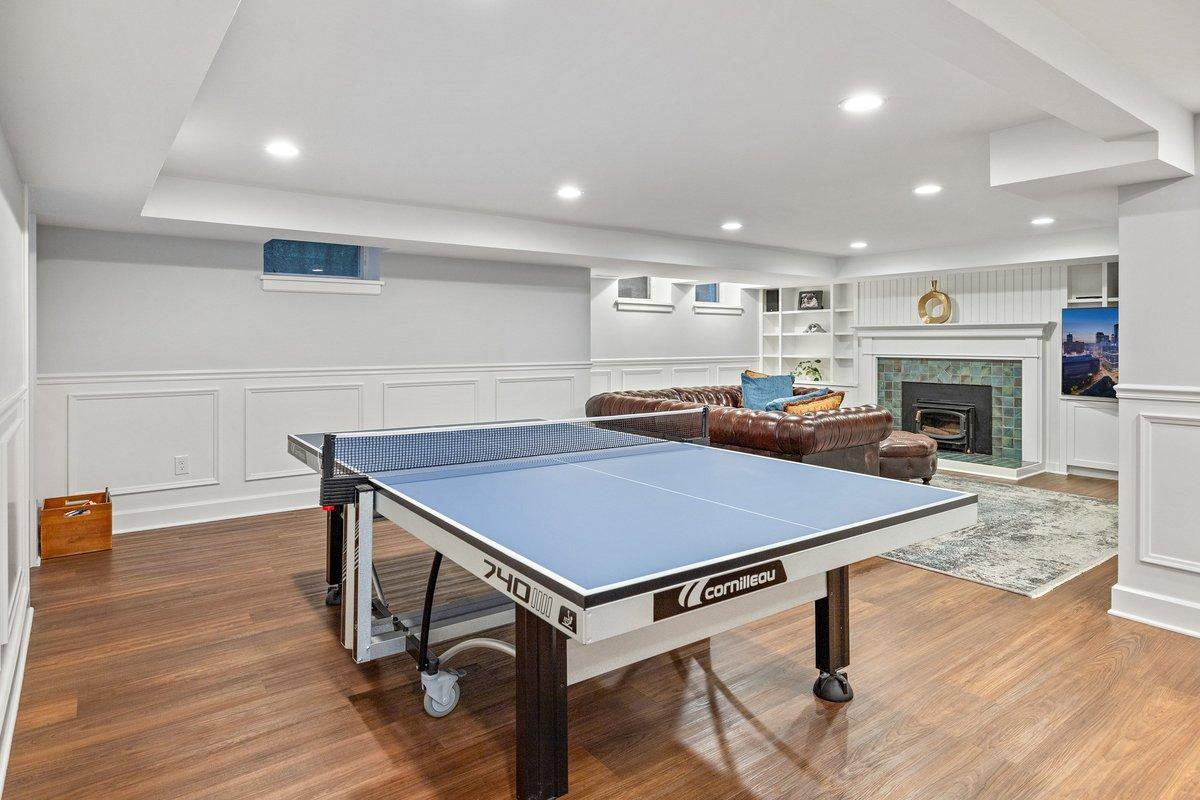 View of Residential at 1014 Mount Curve Avenue, Minneapolis MN 55403, Minneapolis (56 of 72) - Mike Wilen | Minnesota Team Real Estate
