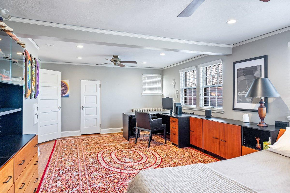 View of Residential at 1014 Mount Curve Avenue, Minneapolis MN 55403, Minneapolis (51 of 72) - Mike Wilen | Minnesota Team Real Estate
