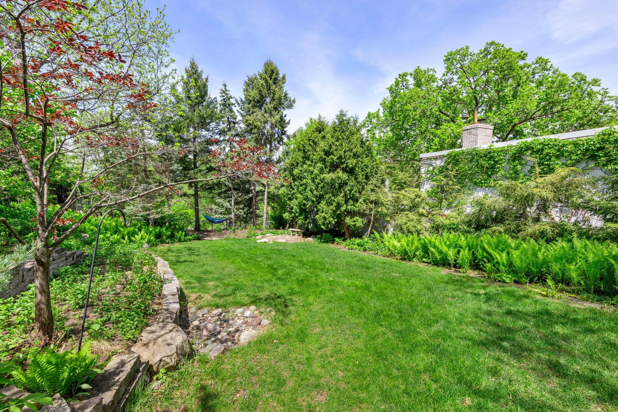 View of Residential at 1014 Mount Curve Avenue, Minneapolis MN 55403, Minneapolis (64 of 72) - Mike Wilen | Minnesota Team Real Estate