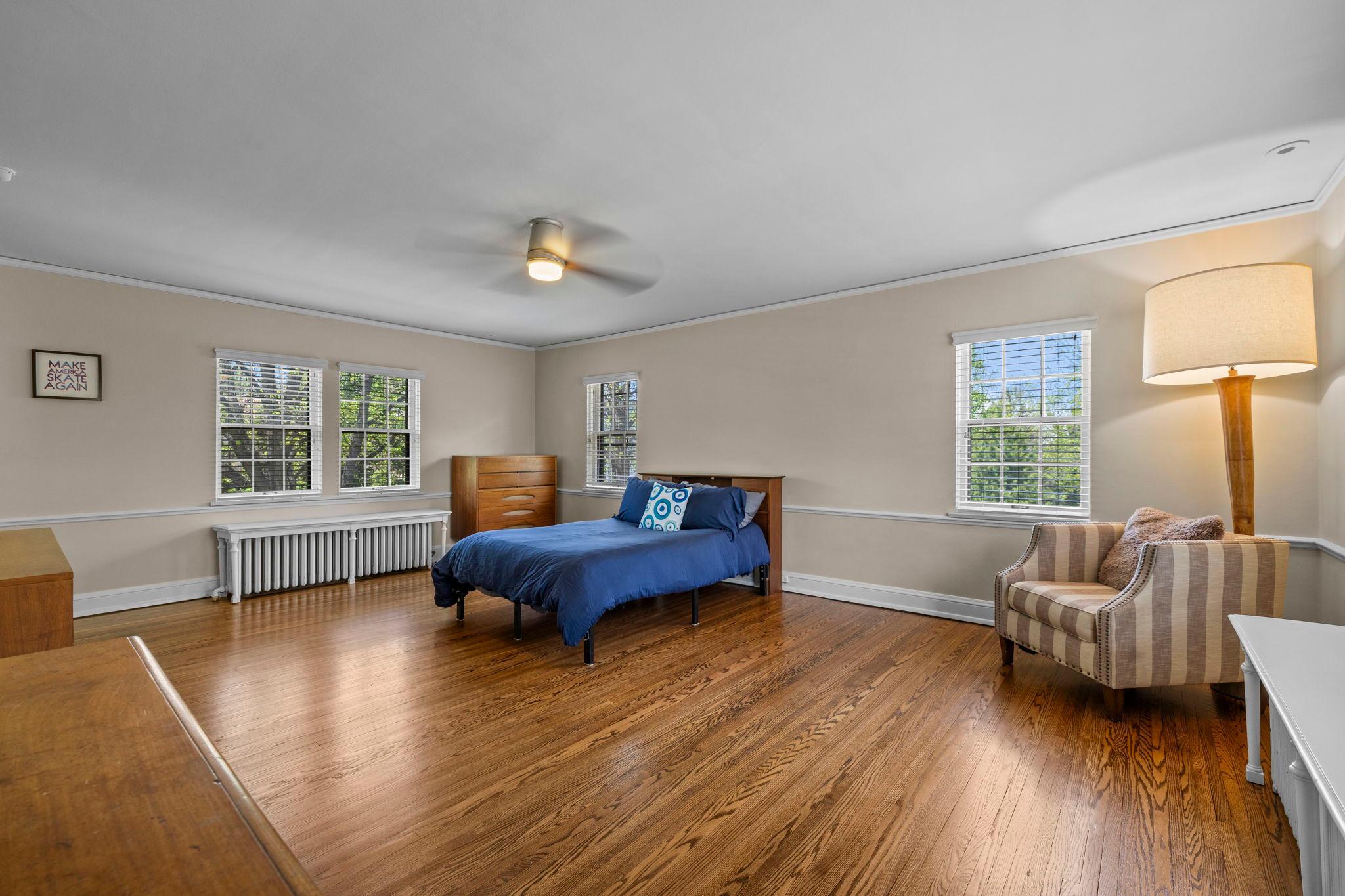 View of Residential at 1014 Mount Curve Avenue, Minneapolis MN 55403, Minneapolis (47 of 72) - Mike Wilen | Minnesota Team Real Estate
