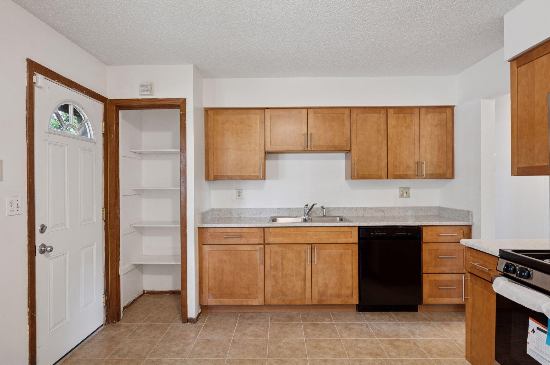 View of Residential at 1214 Penn Avenue, Minneapolis MN 55411, Minneapolis (11 of 36) - Mike Wilen | Minnesota Team Real Estate