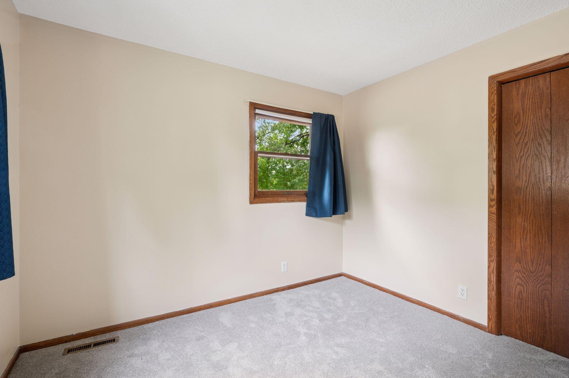 View of Residential at 1214 Penn Avenue, Minneapolis MN 55411, Minneapolis (15 of 36) - Mike Wilen | Minnesota Team Real Estate