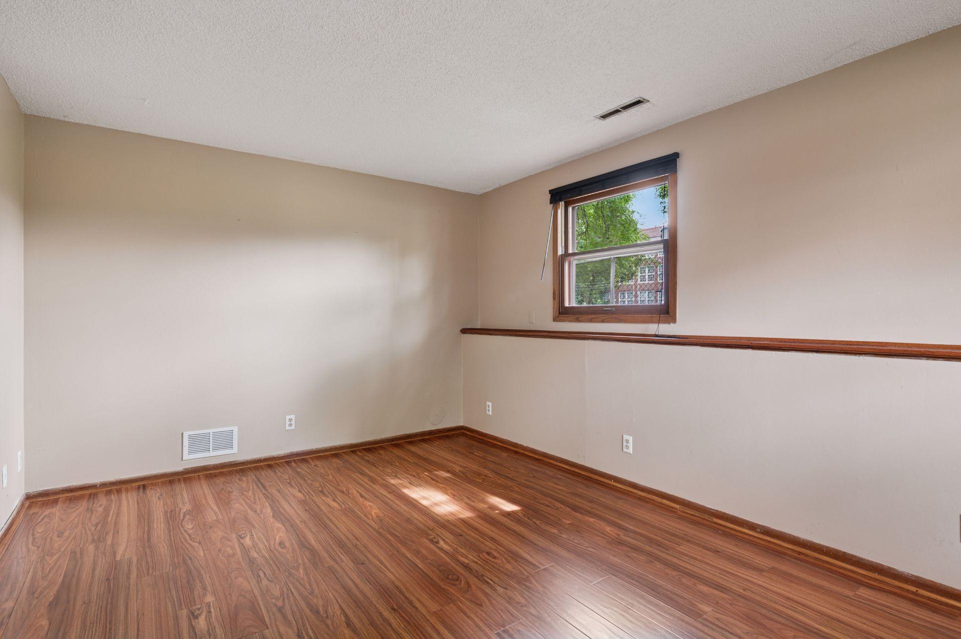 View of Residential at 1214 Penn Avenue, Minneapolis MN 55411, Minneapolis (21 of 36) - Mike Wilen | Minnesota Team Real Estate