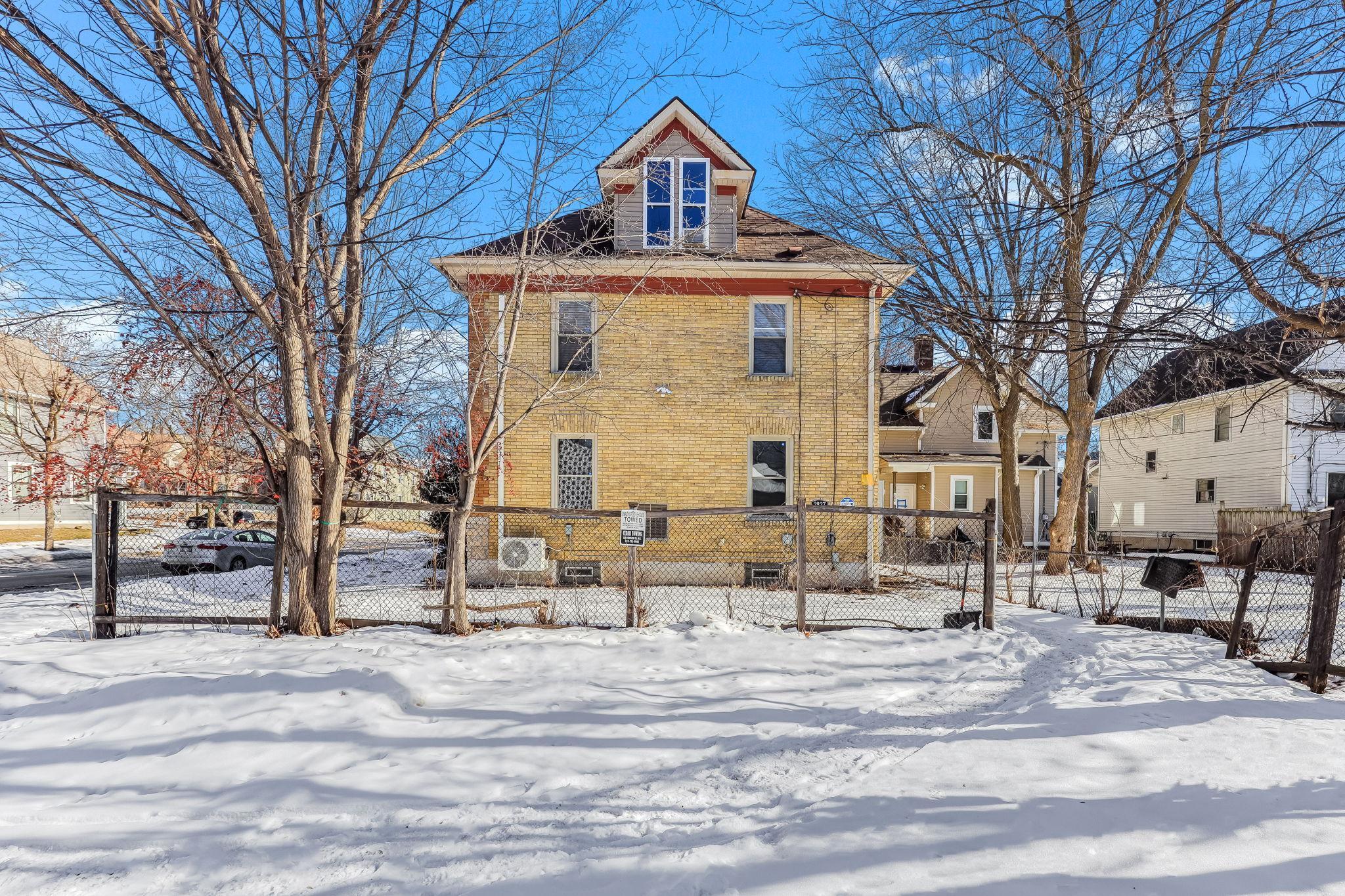 View of Residential at 2827 Bryant Avenue #1, Minneapolis MN 55411, Minneapolis (24 of 25) - Mike Wilen | Minnesota Team Real Estate