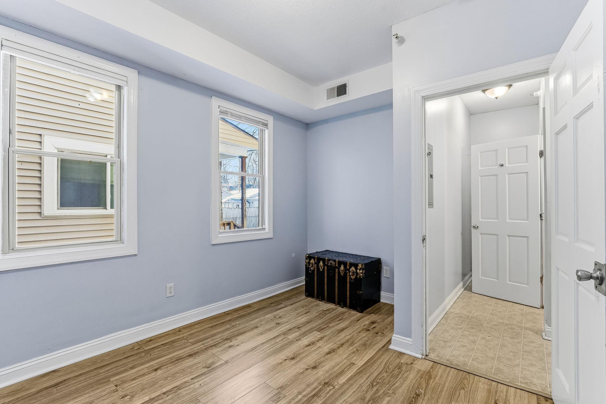 View of Residential at 2827 Bryant Avenue #1, Minneapolis MN 55411, Minneapolis (19 of 25) - Mike Wilen | Minnesota Team Real Estate