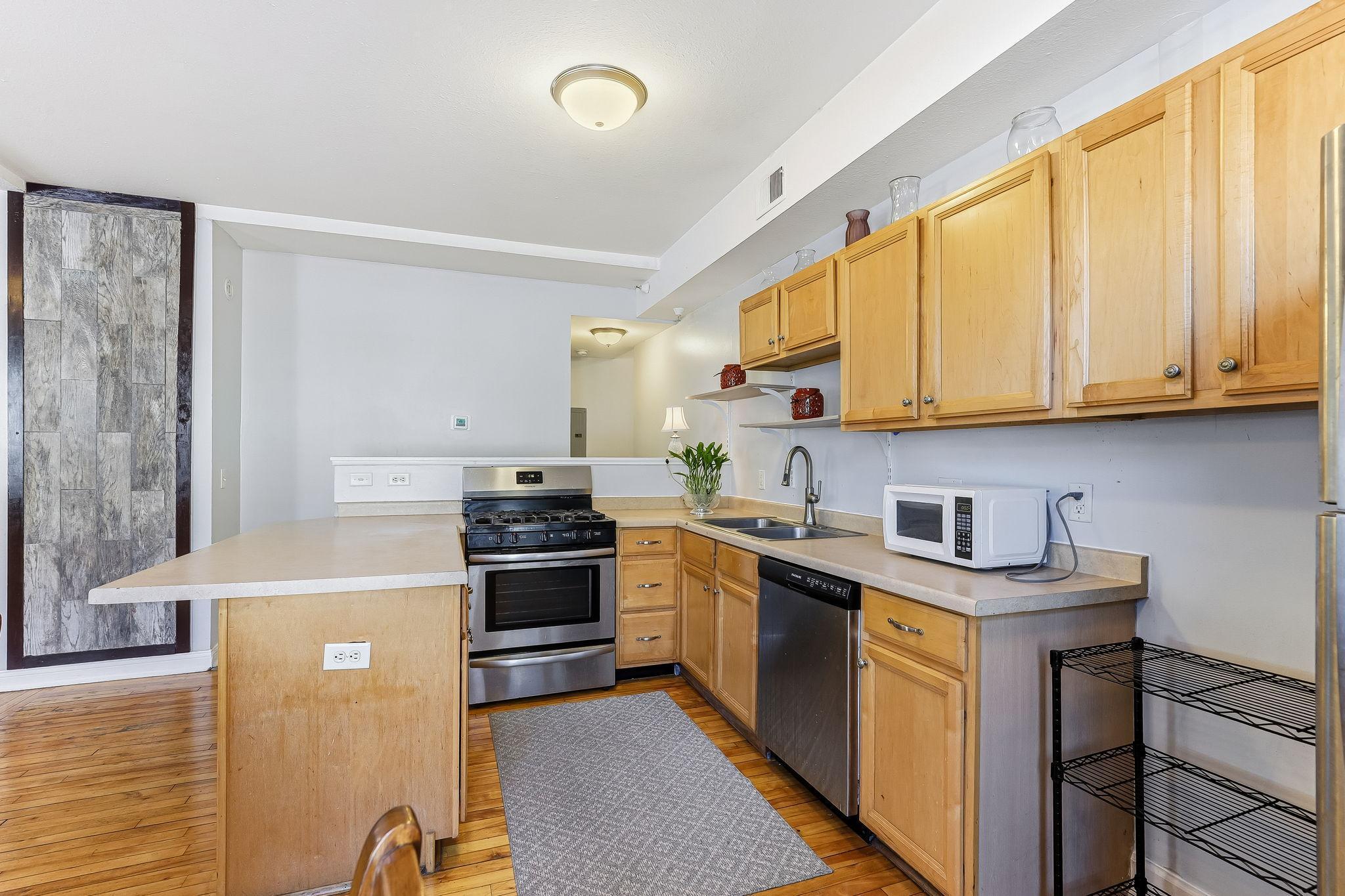 View of Residential at 2827 Bryant Avenue #1, Minneapolis MN 55411, Minneapolis (12 of 25) - Mike Wilen | Minnesota Team Real Estate
