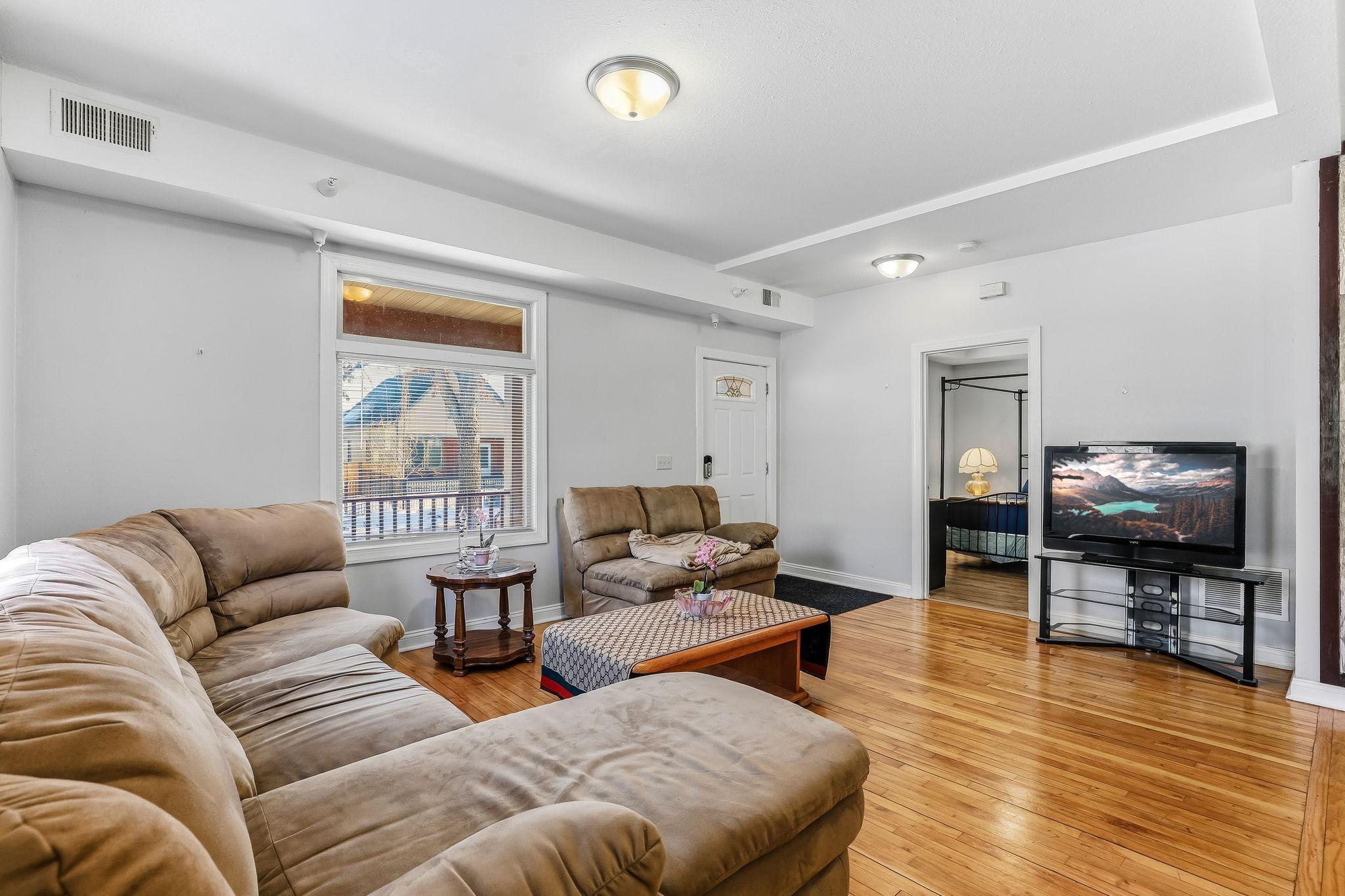View of Residential at 2827 Bryant Avenue #1, Minneapolis MN 55411, Minneapolis (7 of 25) - Mike Wilen | Minnesota Team Real Estate