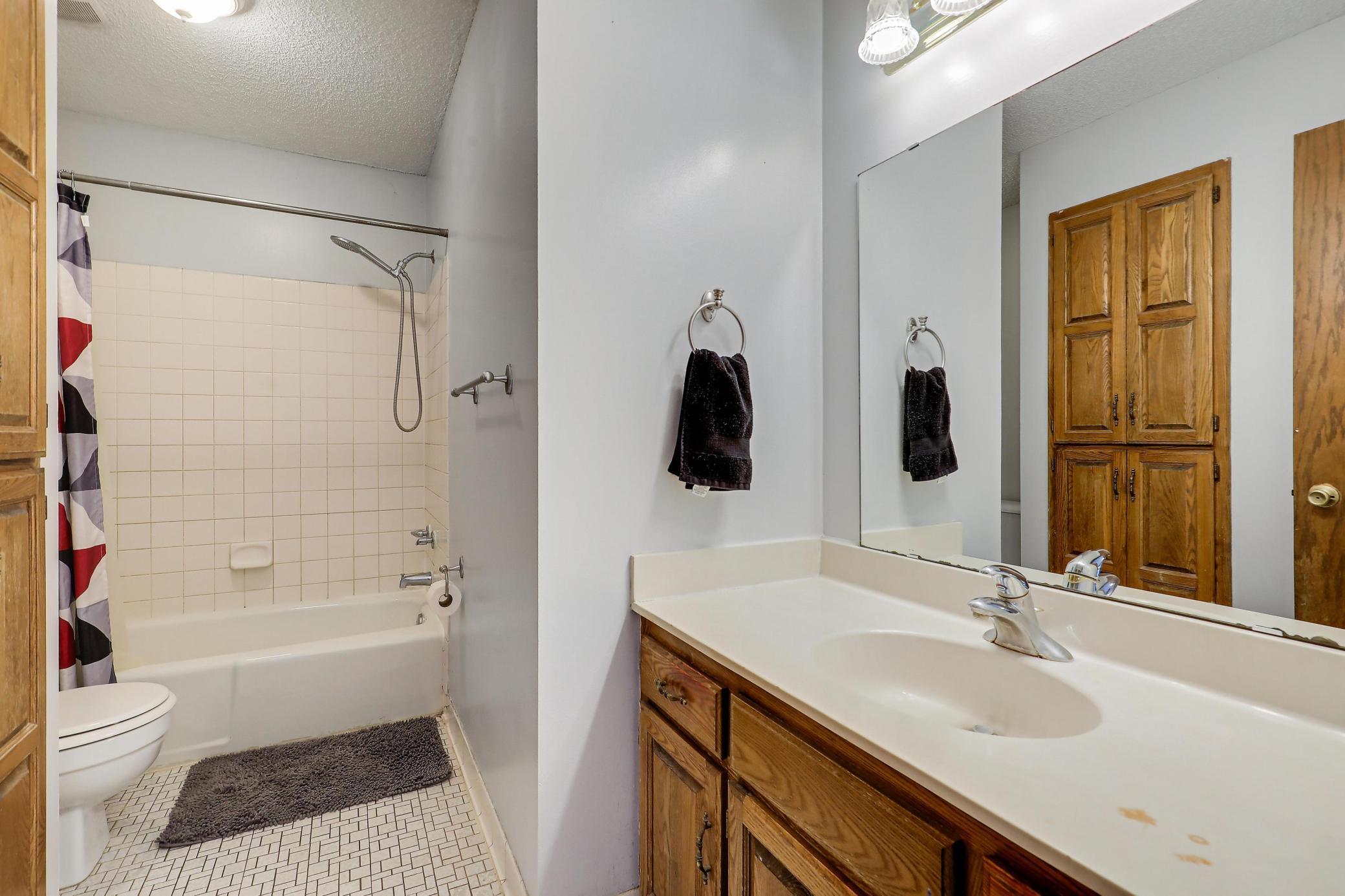 View of Residential at 8525 Maplebrook Parkway, Brooklyn Park MN 55445, Brooklyn Park (15 of 20) - Mike Wilen | Minnesota Team Real Estate