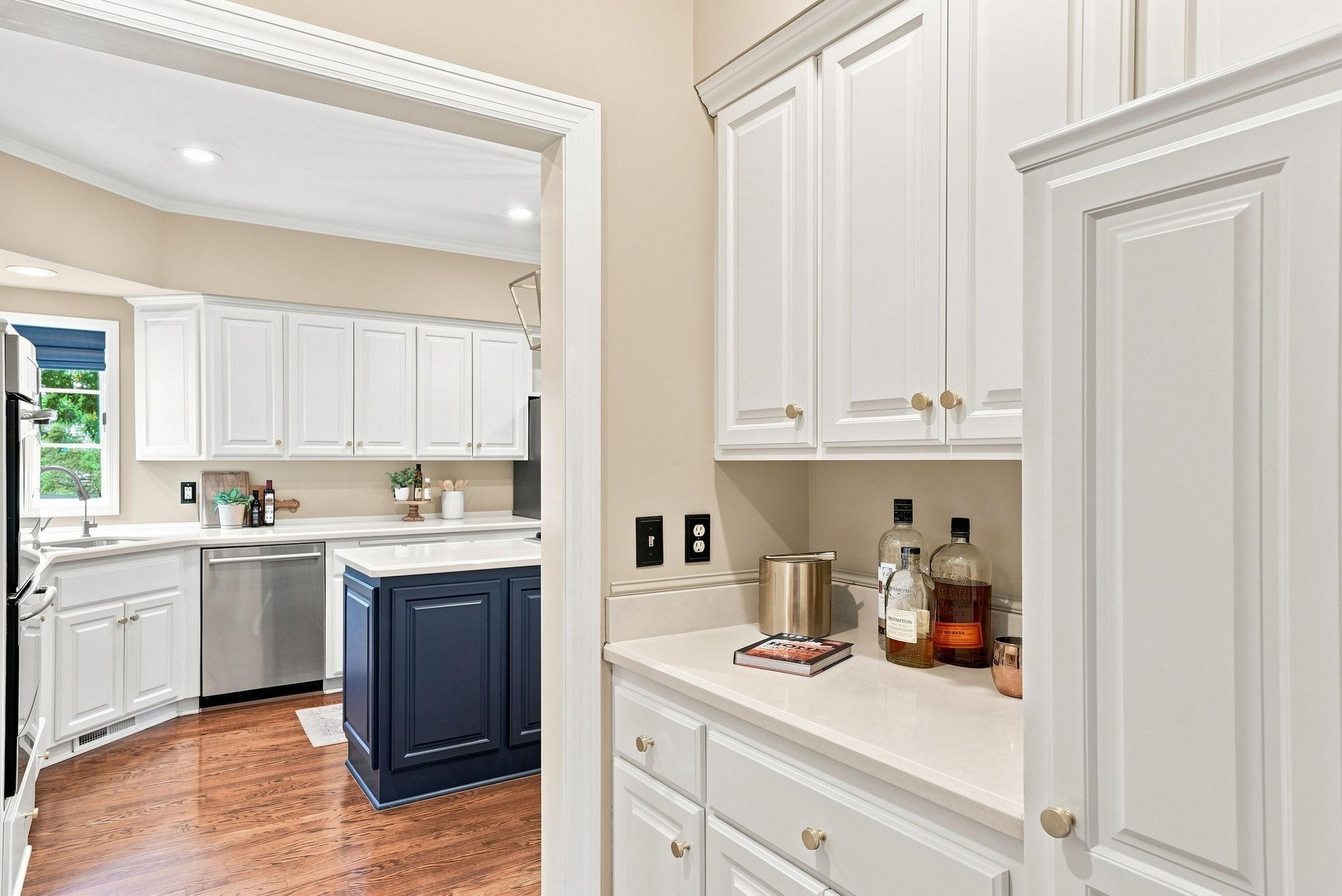 View of Residential at 9486 Olympia Drive, Eden Prairie MN 55347, Eden Prairie (26 of 102) - Mike Wilen | Minnesota Team Real Estate