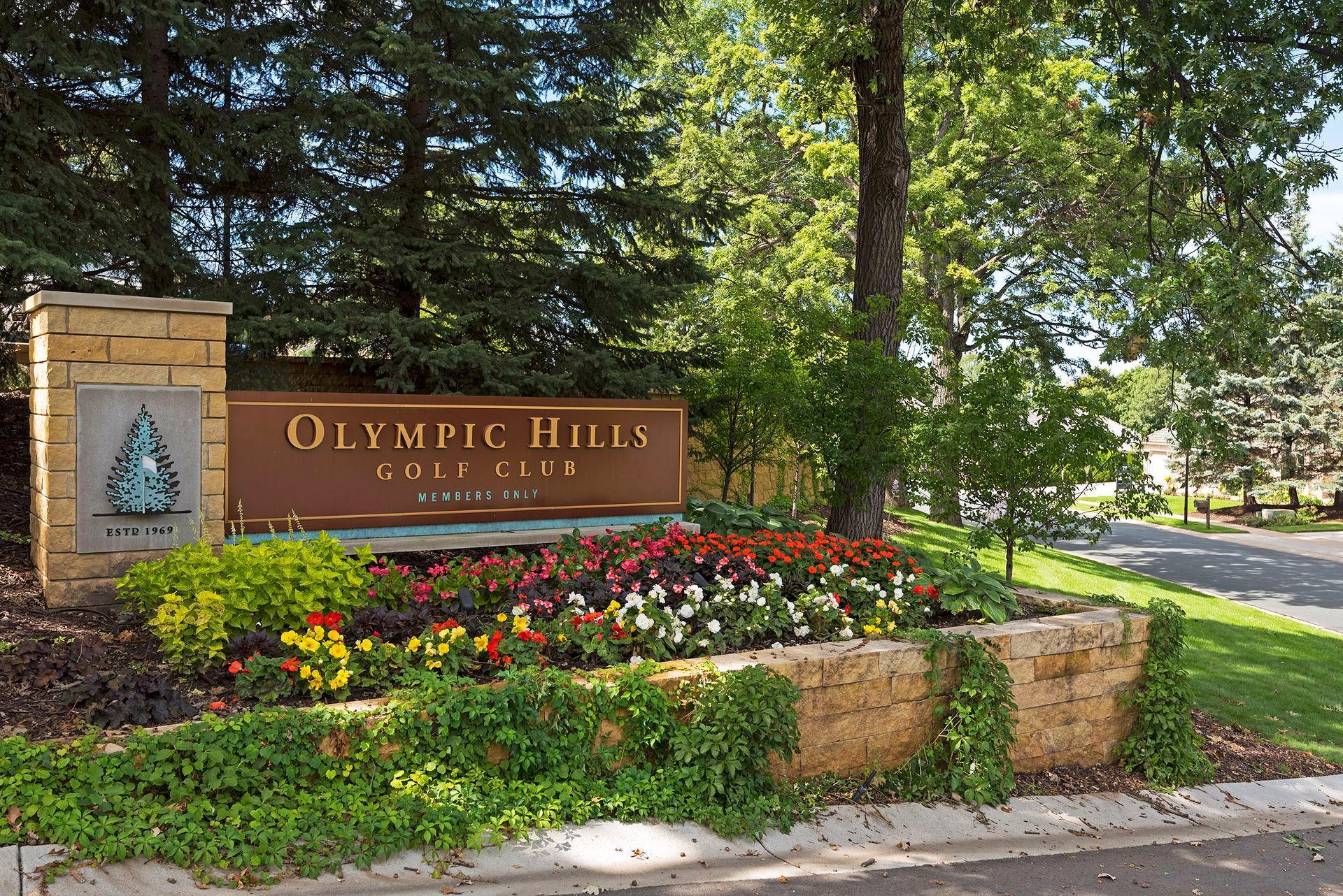 View of Residential at 9486 Olympia Drive, Eden Prairie MN 55347, Eden Prairie (98 of 102) - Mike Wilen | Minnesota Team Real Estate