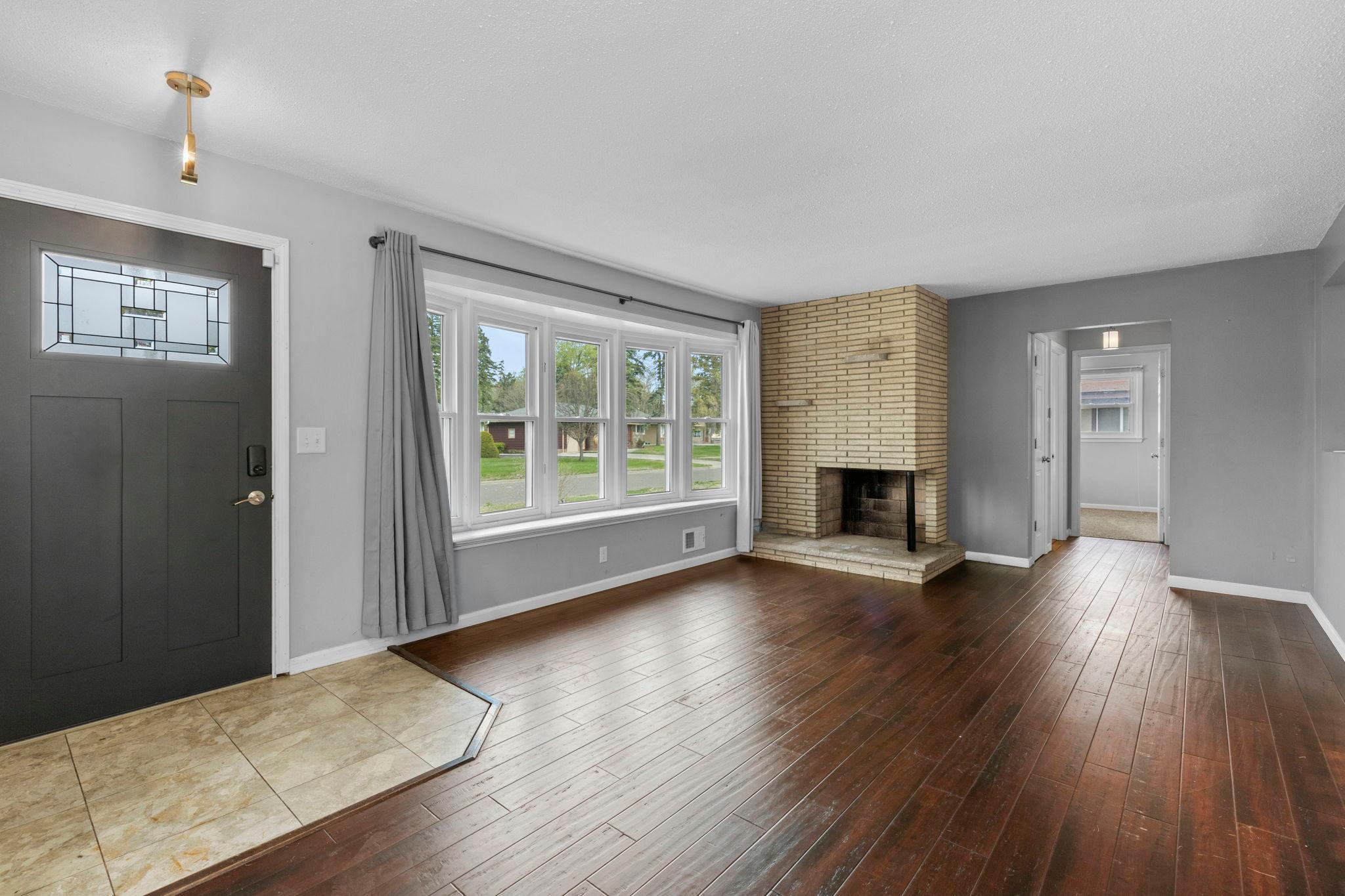 View of Residential at 5918 Admiral Lane, Brooklyn Center MN 55429, Brooklyn Center (10 of 57) - Mike Wilen | Minnesota Team Real Estate