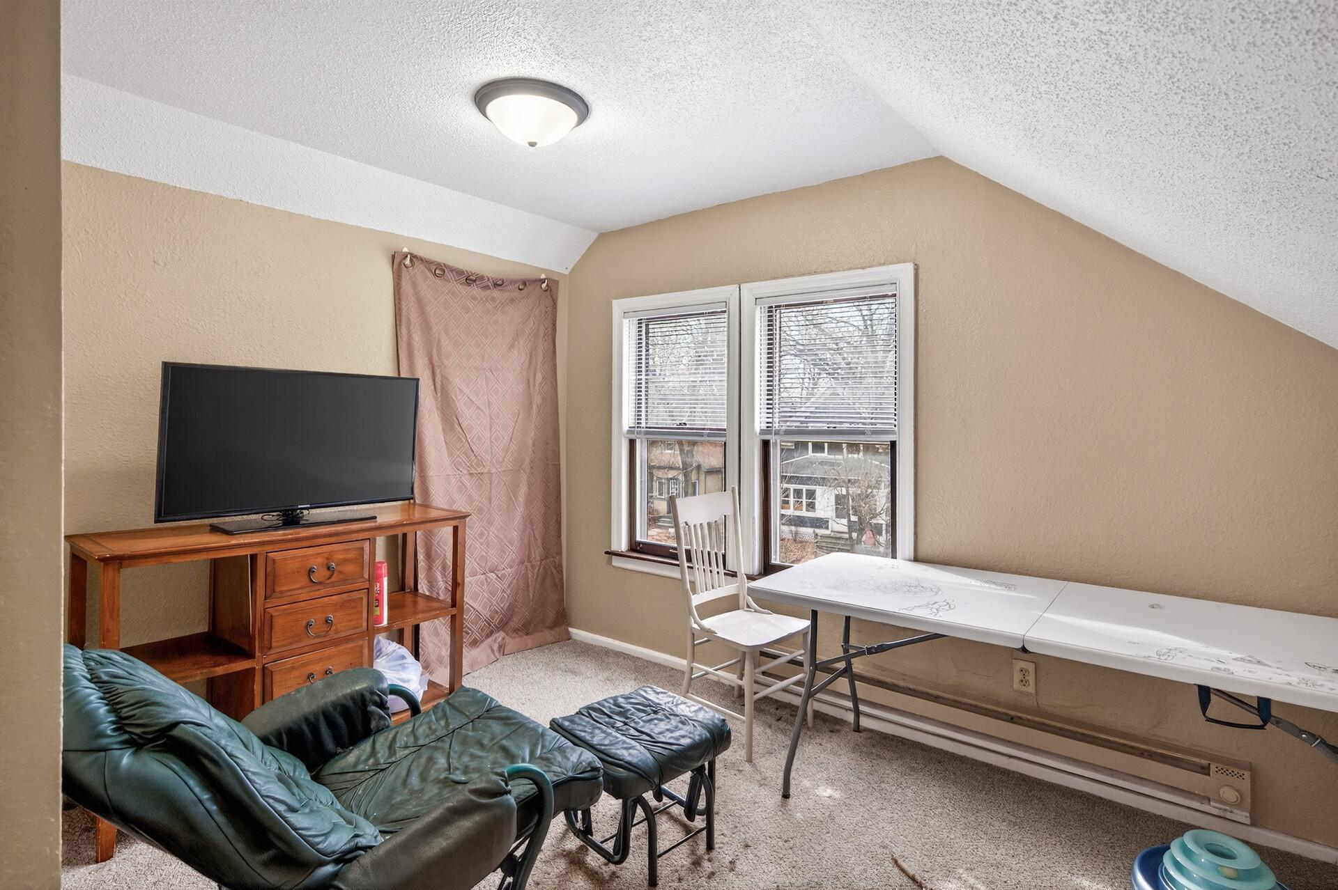 View of Residential at 959 Euclid Street, Saint Paul MN 55106, Saint Paul (9 of 17) - Mike Wilen | Minnesota Team Real Estate