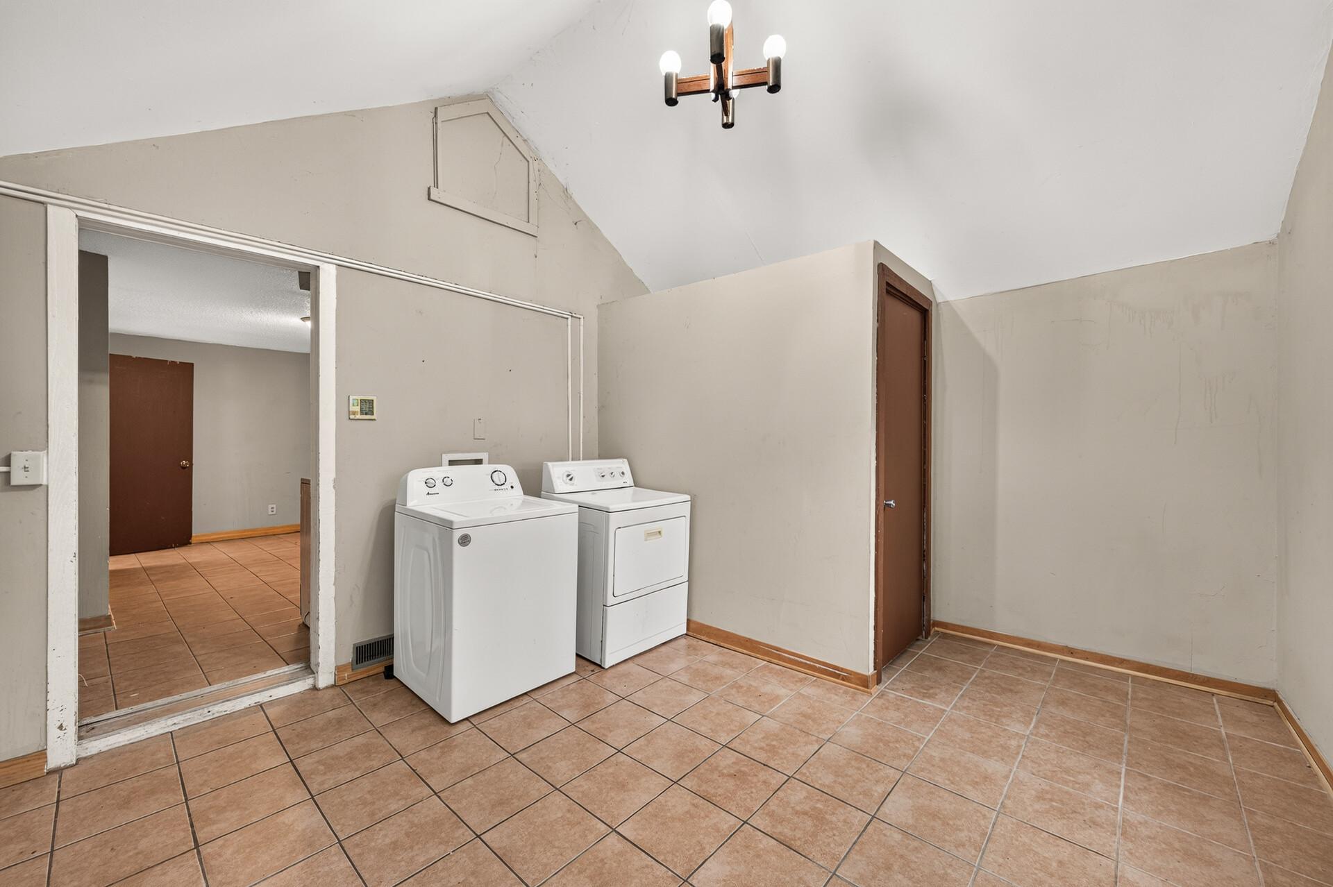 View of Residential at 376 Erie Street, Saint Paul MN 55102, Saint Paul (10 of 24) - Mike Wilen | Minnesota Team Real Estate