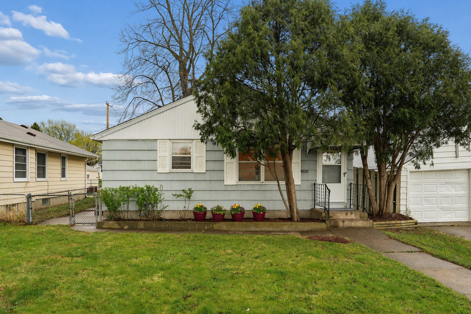 View of Residential at 1814 Montana Avenue, Saint Paul MN 55119, Saint Paul - Mike Wilen | Minnesota Team Real Estate
