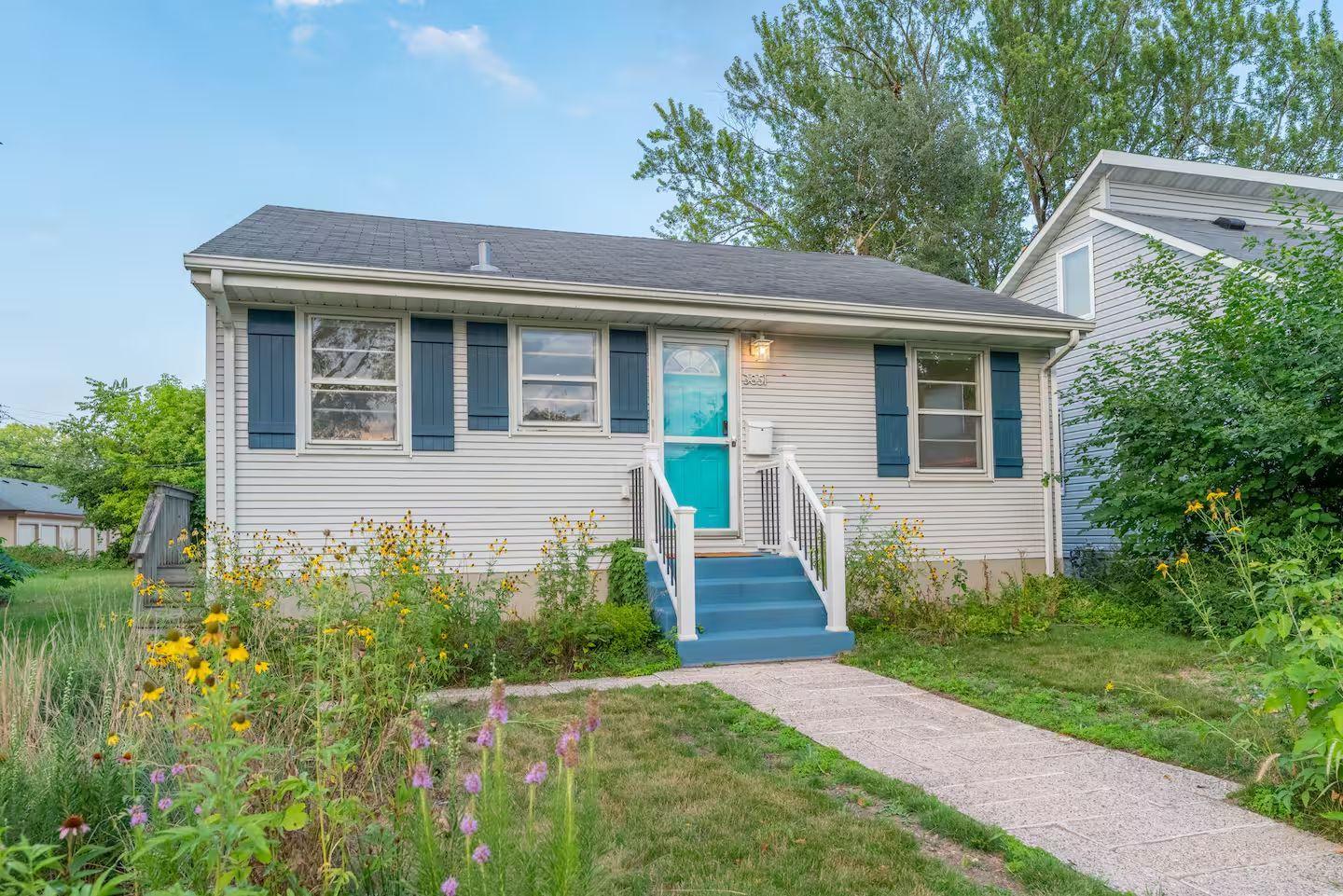 View of Residential at 3851 Snelling Avenue, Minneapolis MN 55406, Minneapolis - Mike Wilen | Minnesota Team Real Estate