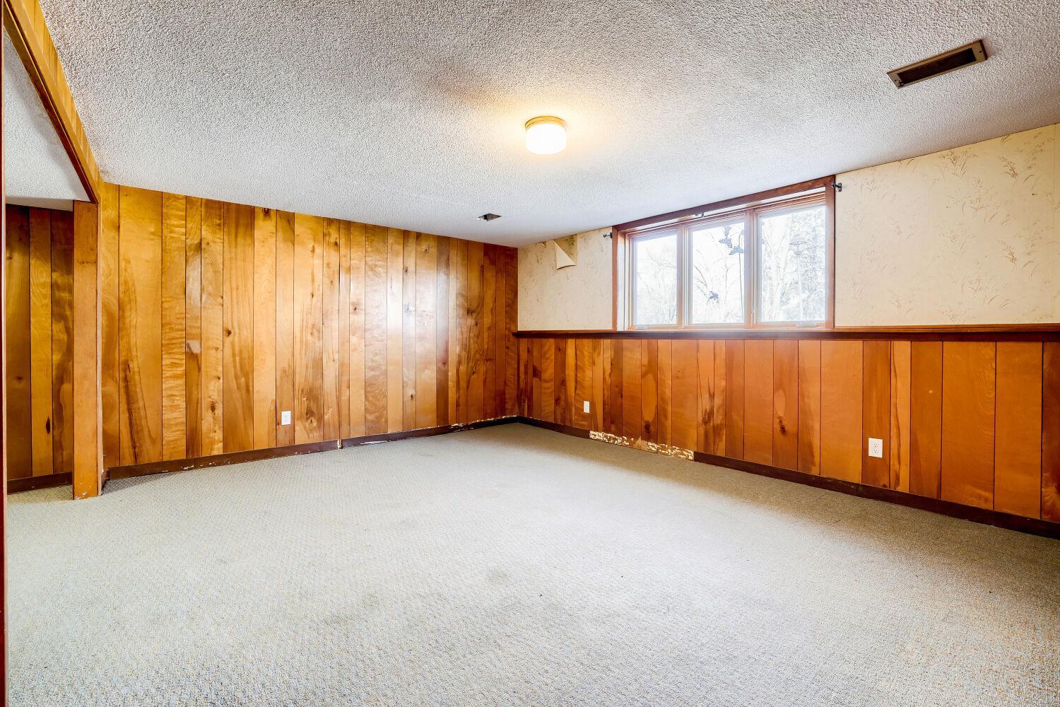 View of Residential at 5705 Phoenix Street, Golden Valley MN 55422, Golden Valley (28 of 74) - Mike Wilen | Minnesota Team Real Estate
