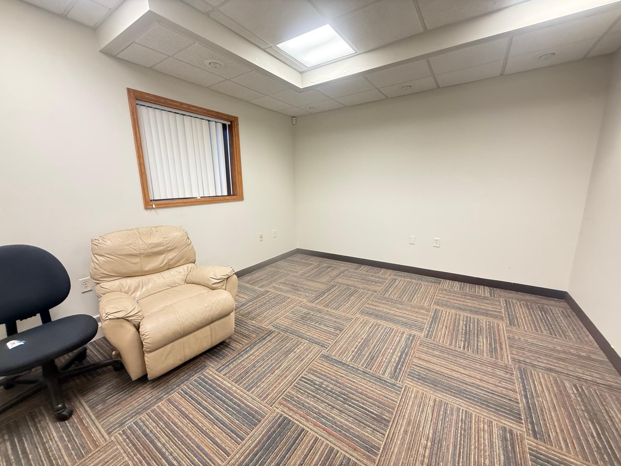 View of Commercial Sale at 1415 Lilac Drive, Golden Valley MN 55422, Golden Valley (5 of 6) - Mike Wilen | Minnesota Team Real Estate