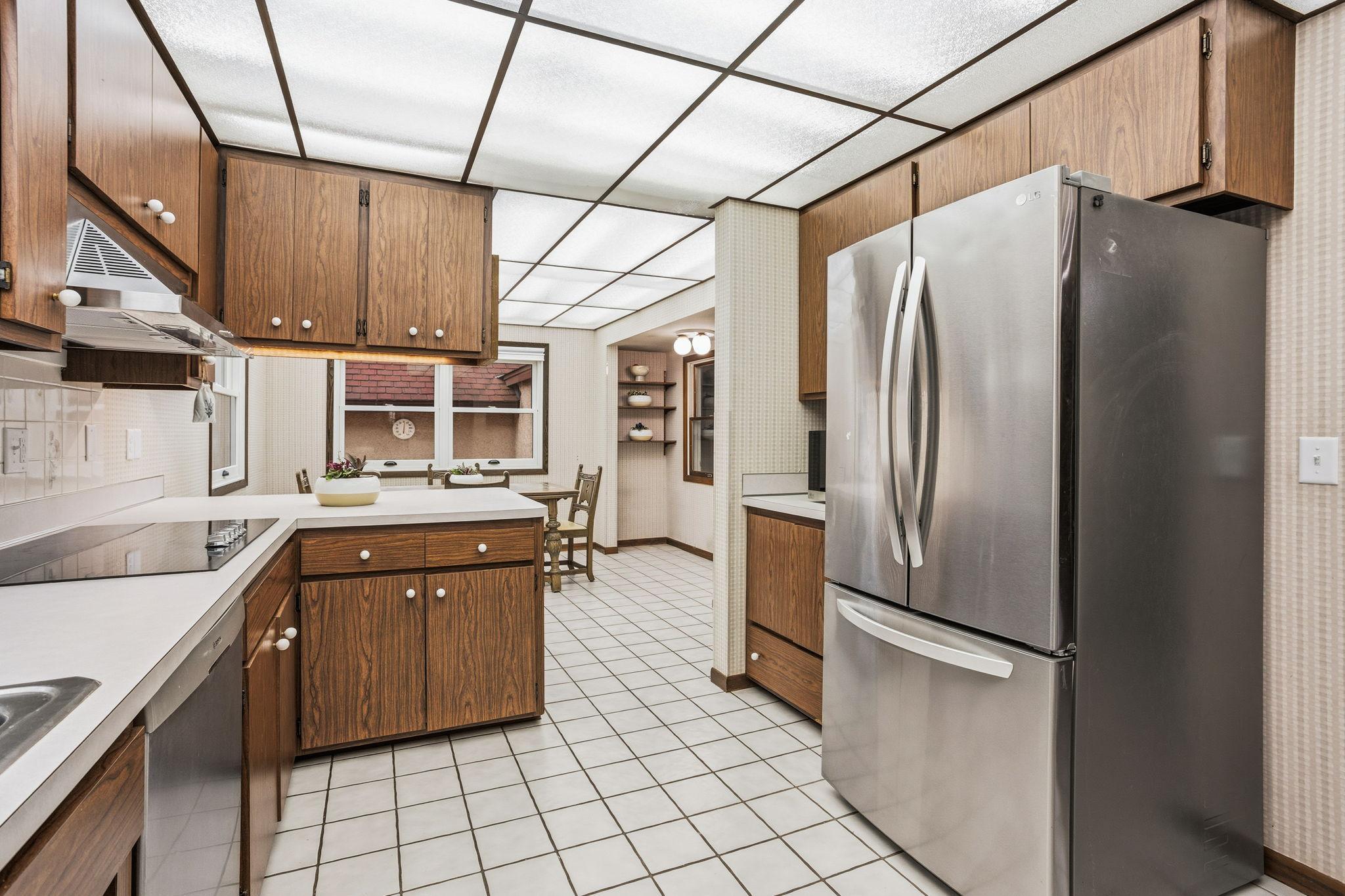 View of Residential at 1470 35th Street, Minneapolis MN 55408, Minneapolis (11 of 29) - Mike Wilen | Minnesota Team Real Estate