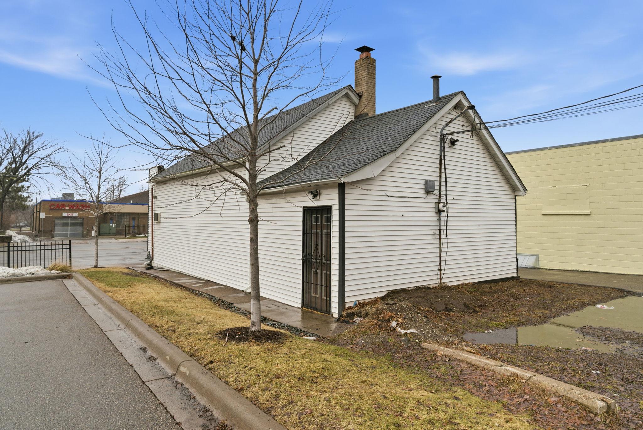 View of Commercial Sale at 606 Rice Street, Saint Paul MN 55103, Saint Paul (27 of 33) - Mike Wilen | Minnesota Team Real Estate