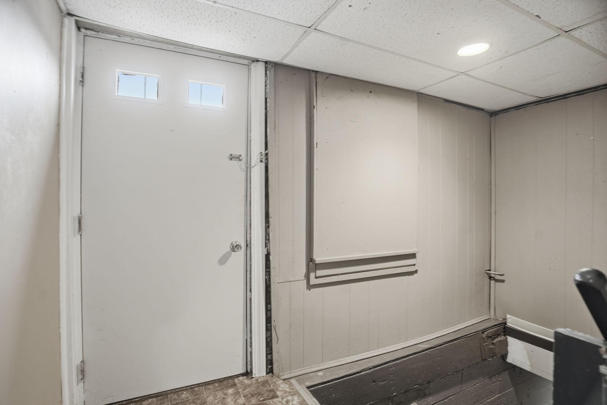View of Commercial Sale at 606 Rice Street, Saint Paul MN 55103, Saint Paul (22 of 33) - Mike Wilen | Minnesota Team Real Estate