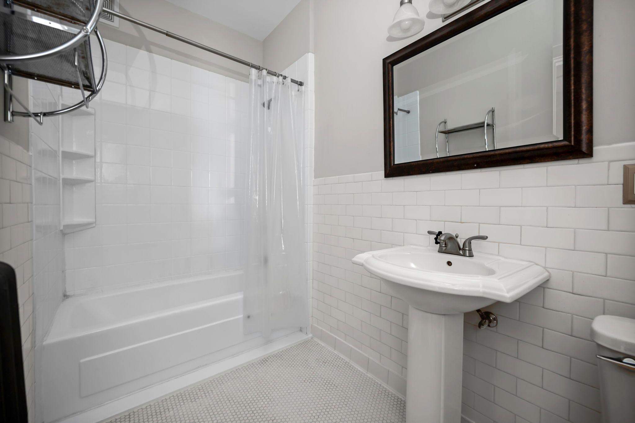 View of Residential at 2218 Nicollet Avenue #1, Minneapolis MN 55404, Minneapolis (36 of 66) - Mike Wilen | Minnesota Team Real Estate