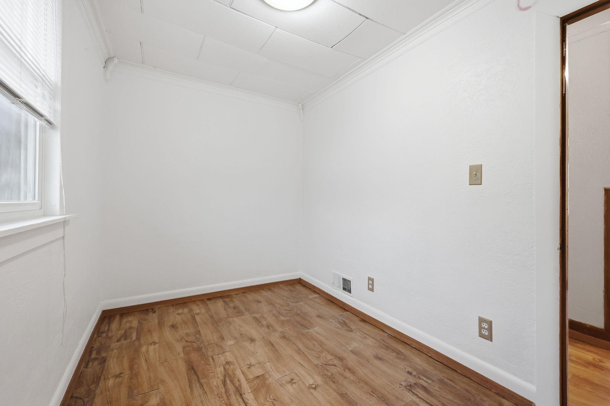 View of Residential at 1092 Sims Avenue, Saint Paul MN 55106, Saint Paul (13 of 29) - Mike Wilen | Minnesota Team Real Estate