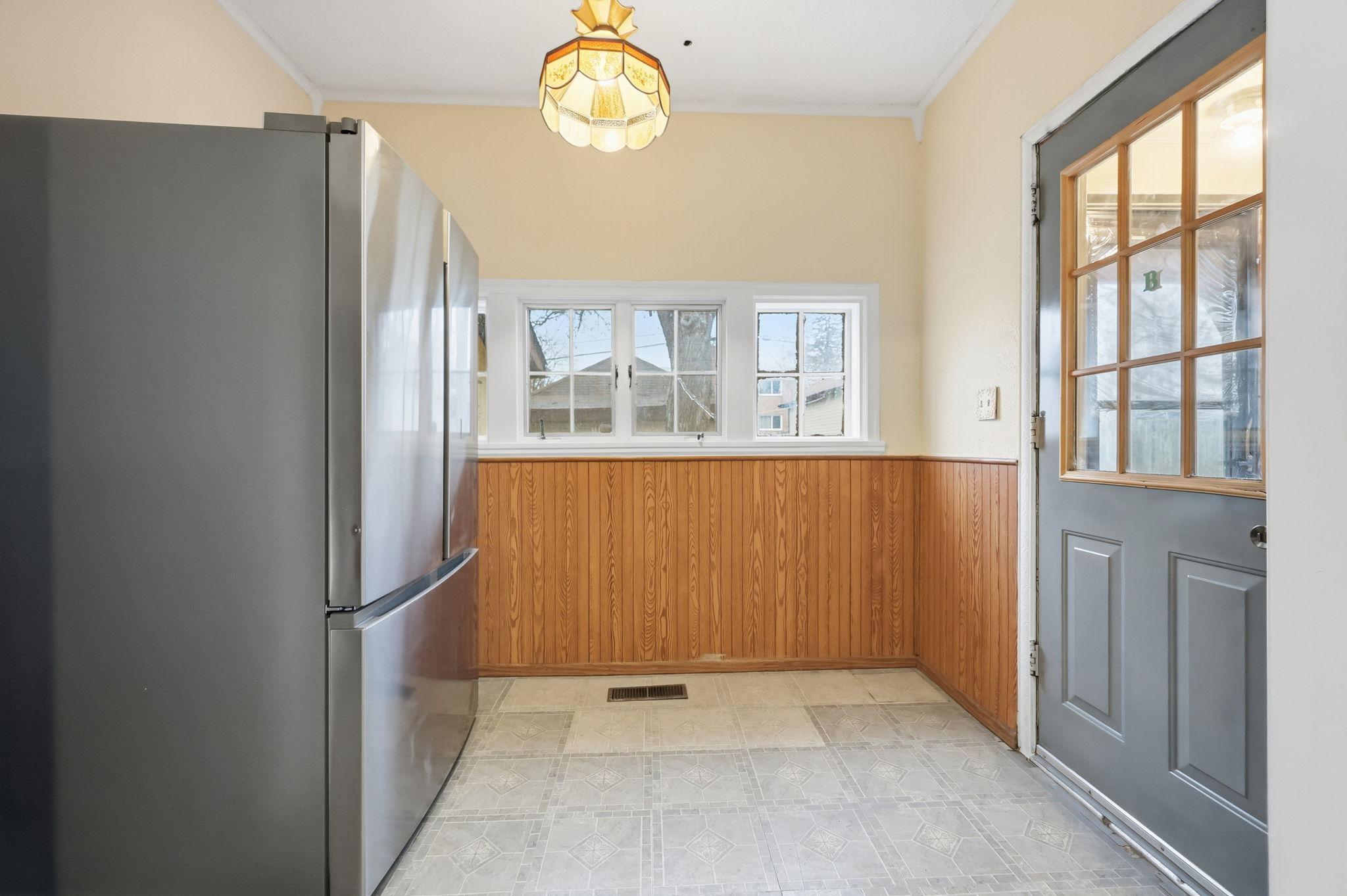 View of Residential at 1092 Sims Avenue, Saint Paul MN 55106, Saint Paul (12 of 29) - Mike Wilen | Minnesota Team Real Estate
