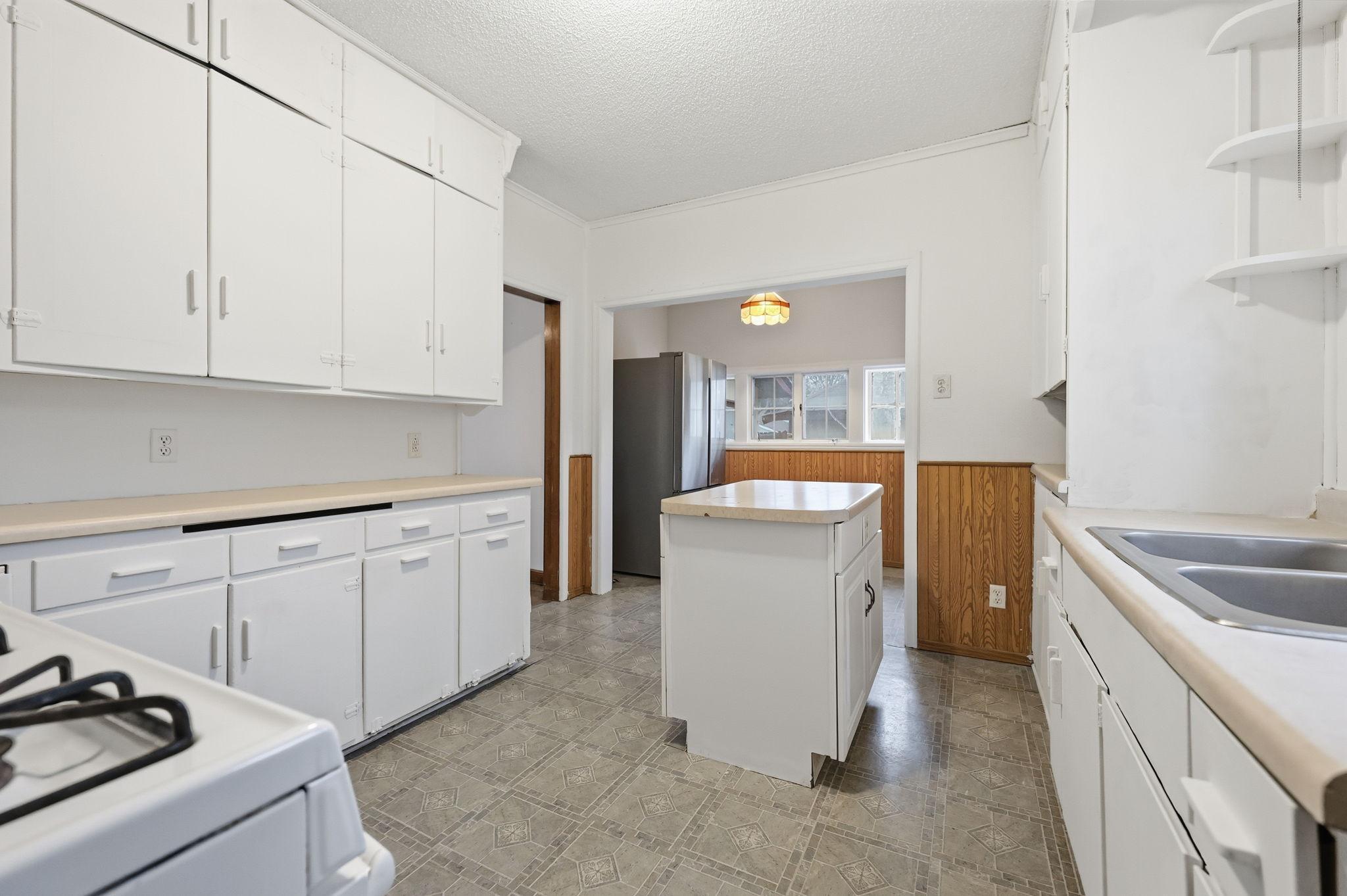View of Residential at 1092 Sims Avenue, Saint Paul MN 55106, Saint Paul (8 of 29) - Mike Wilen | Minnesota Team Real Estate