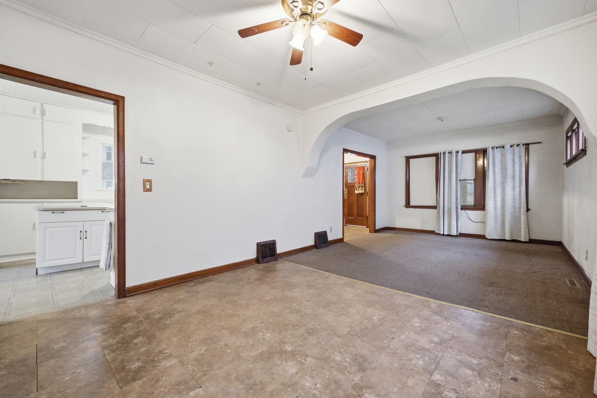 View of Residential at 1092 Sims Avenue, Saint Paul MN 55106, Saint Paul (5 of 29) - Mike Wilen | Minnesota Team Real Estate