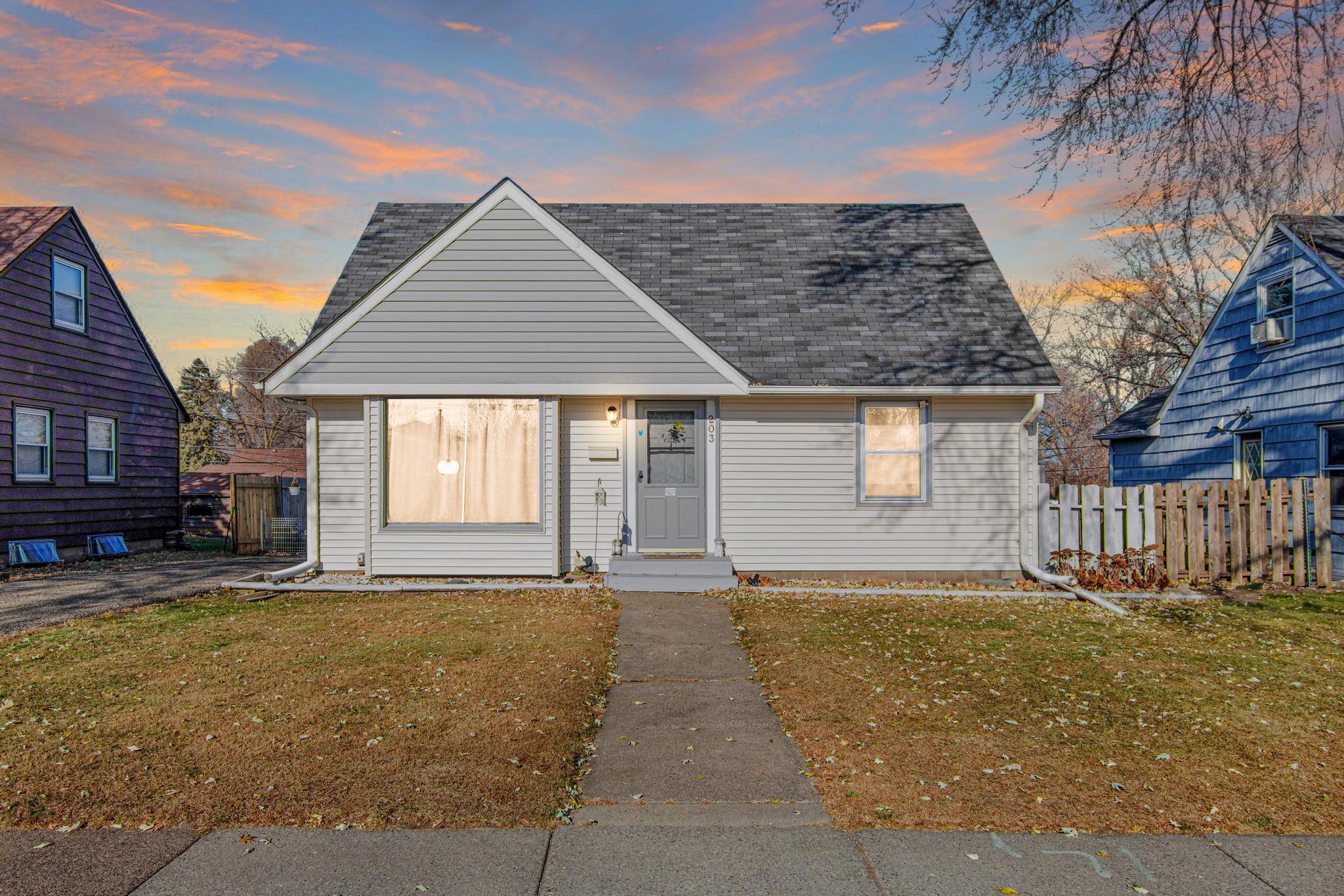 View of Residential at 203 Moreland Avenue, West Saint Paul MN 55118, West Saint Paul - Mike Wilen | Minnesota Team Real Estate
