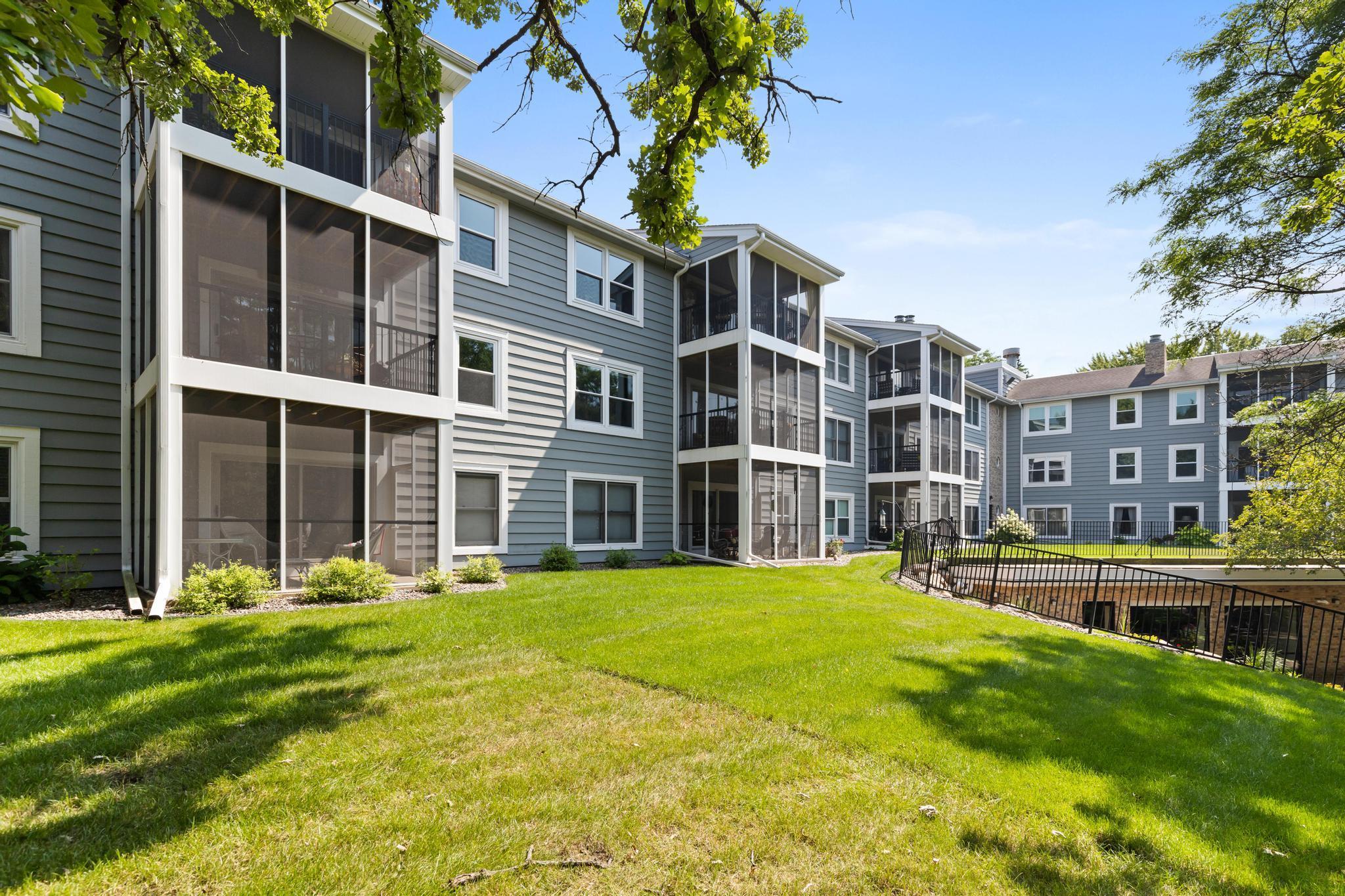 View of Residential at 3000 Saint Albans Mill Road #103, Hopkins MN 55305, Hopkins (4 of 32) - Mike Wilen | Minnesota Team Real Estate