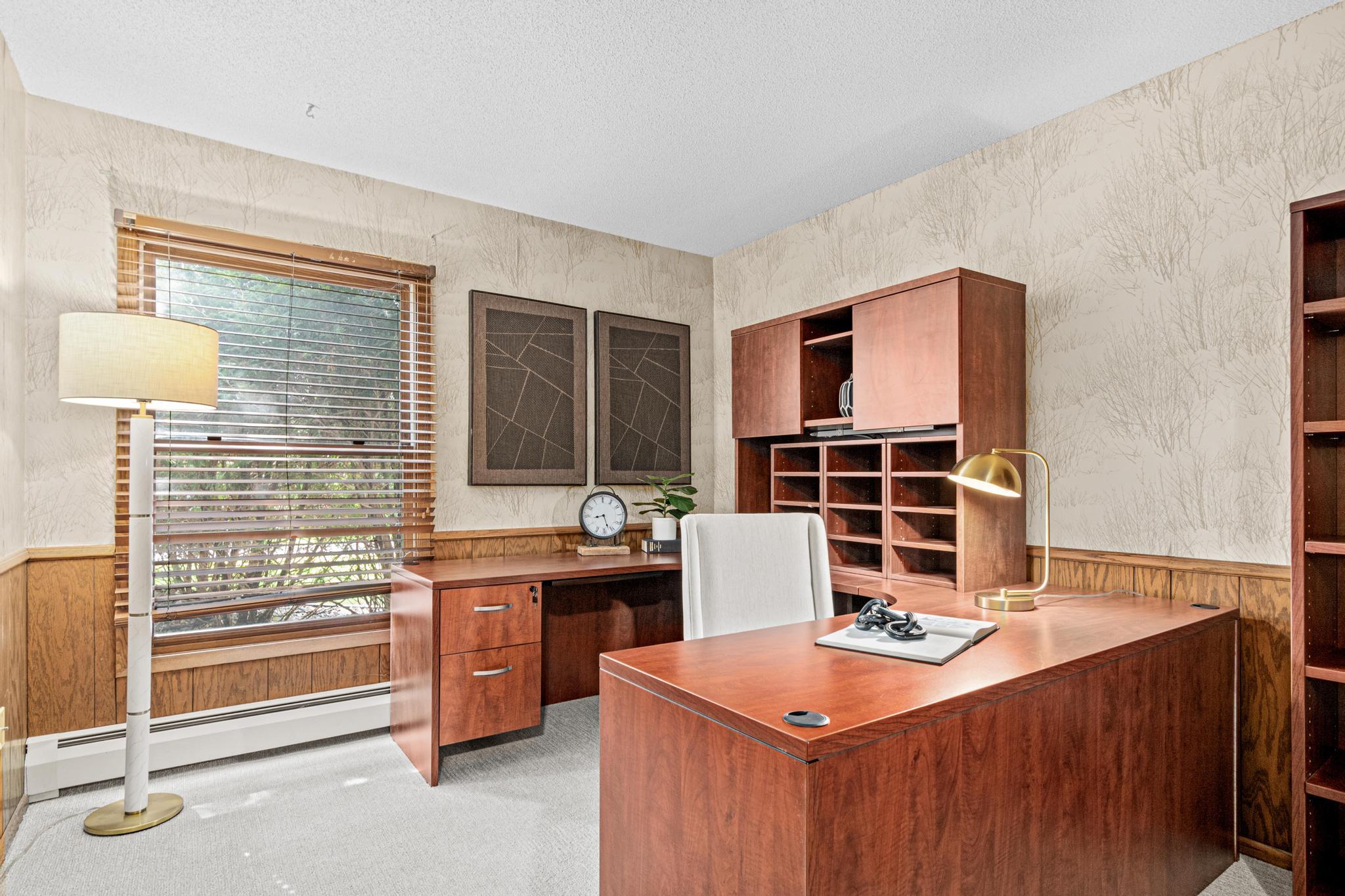 View of Residential at 3000 Saint Albans Mill Road #103, Hopkins MN 55305, Hopkins (18 of 32) - Mike Wilen | Minnesota Team Real Estate