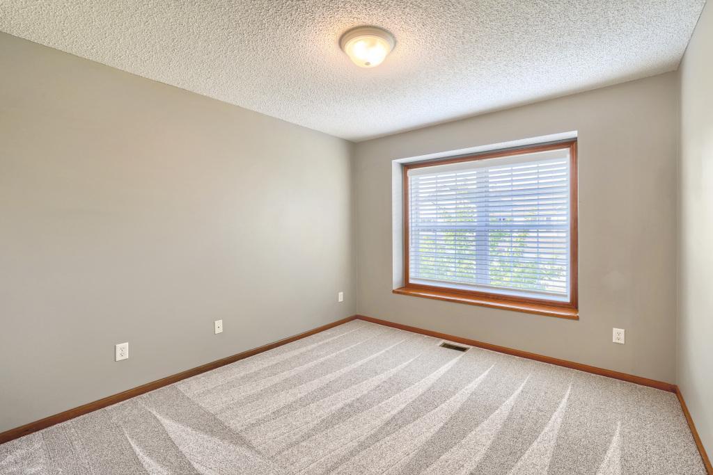 View of Residential at 3821 Hazel Trail #C, Woodbury MN 55129, Woodbury (17 of 24) - Mike Wilen | Minnesota Team Real Estate