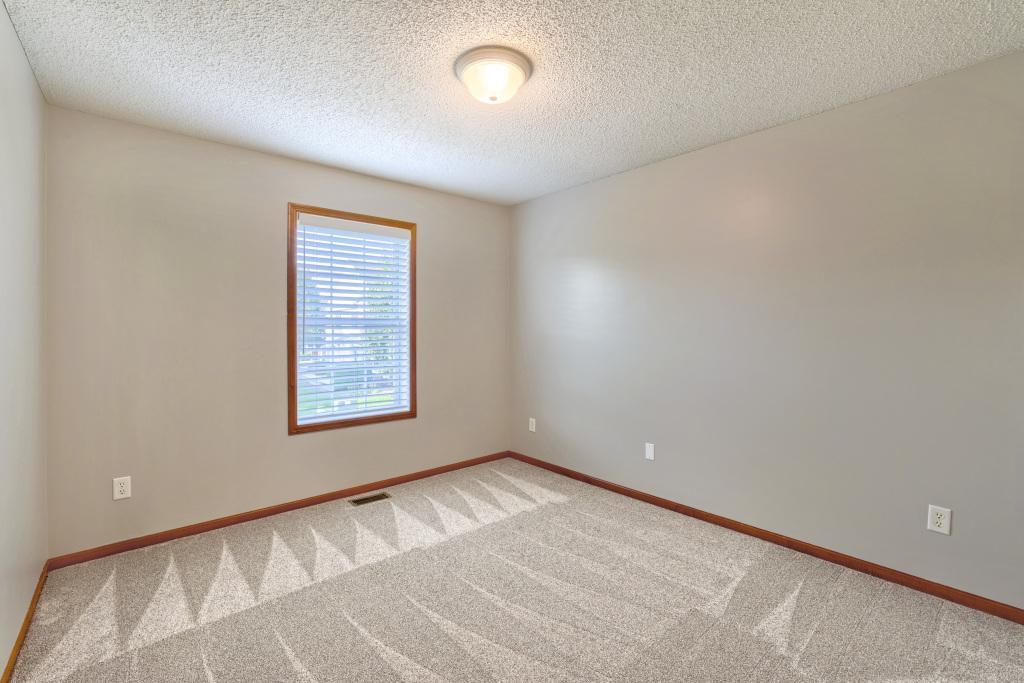 View of Residential at 3821 Hazel Trail #C, Woodbury MN 55129, Woodbury (16 of 24) - Mike Wilen | Minnesota Team Real Estate