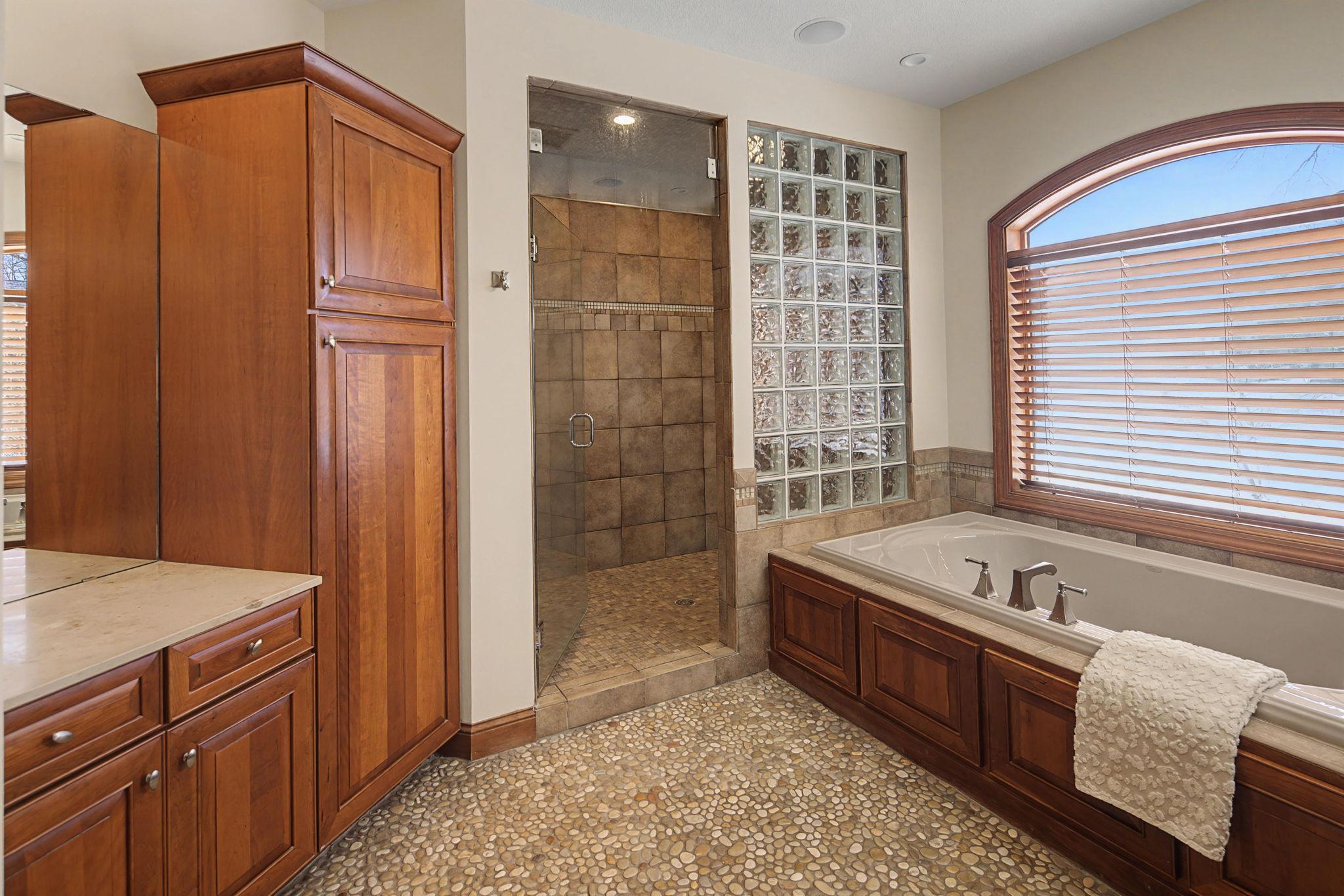 View of Residential at 14250 Trace Ridge Road, Wayzata MN 55391, Wayzata (21 of 44) - Mike Wilen | Minnesota Team Real Estate