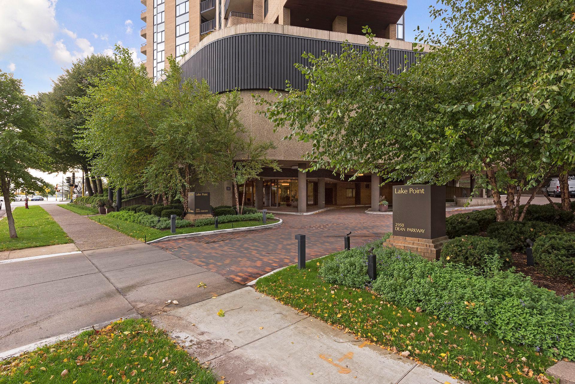 View of Residential at 2950 Dean Parkway #1903-4, Minneapolis MN 55416, Minneapolis (85 of 93) - Mike Wilen | Minnesota Team Real Estate