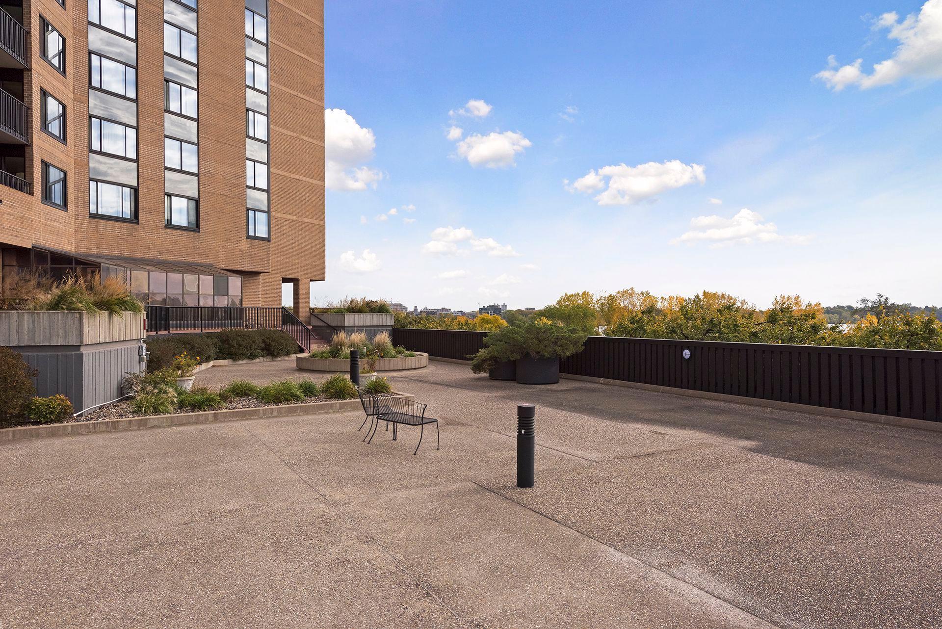 View of Residential at 2950 Dean Parkway #1903-4, Minneapolis MN 55416, Minneapolis (82 of 93) - Mike Wilen | Minnesota Team Real Estate