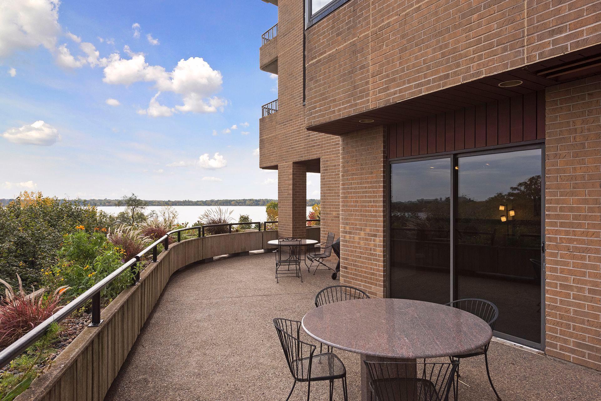 View of Residential at 2950 Dean Parkway #1903-4, Minneapolis MN 55416, Minneapolis (80 of 93) - Mike Wilen | Minnesota Team Real Estate